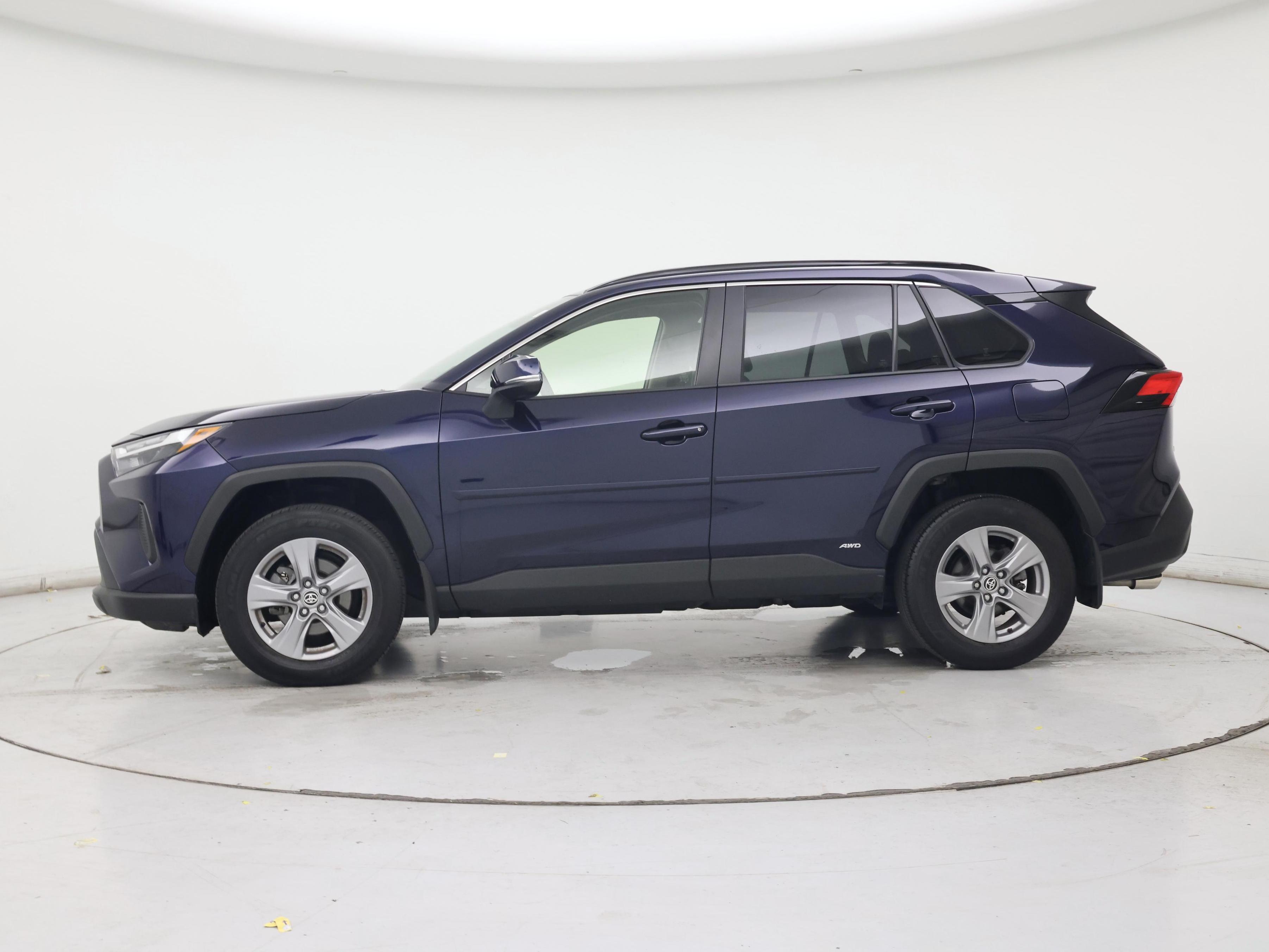 Thumbnail: 2025 Toyota RAV4 - 3