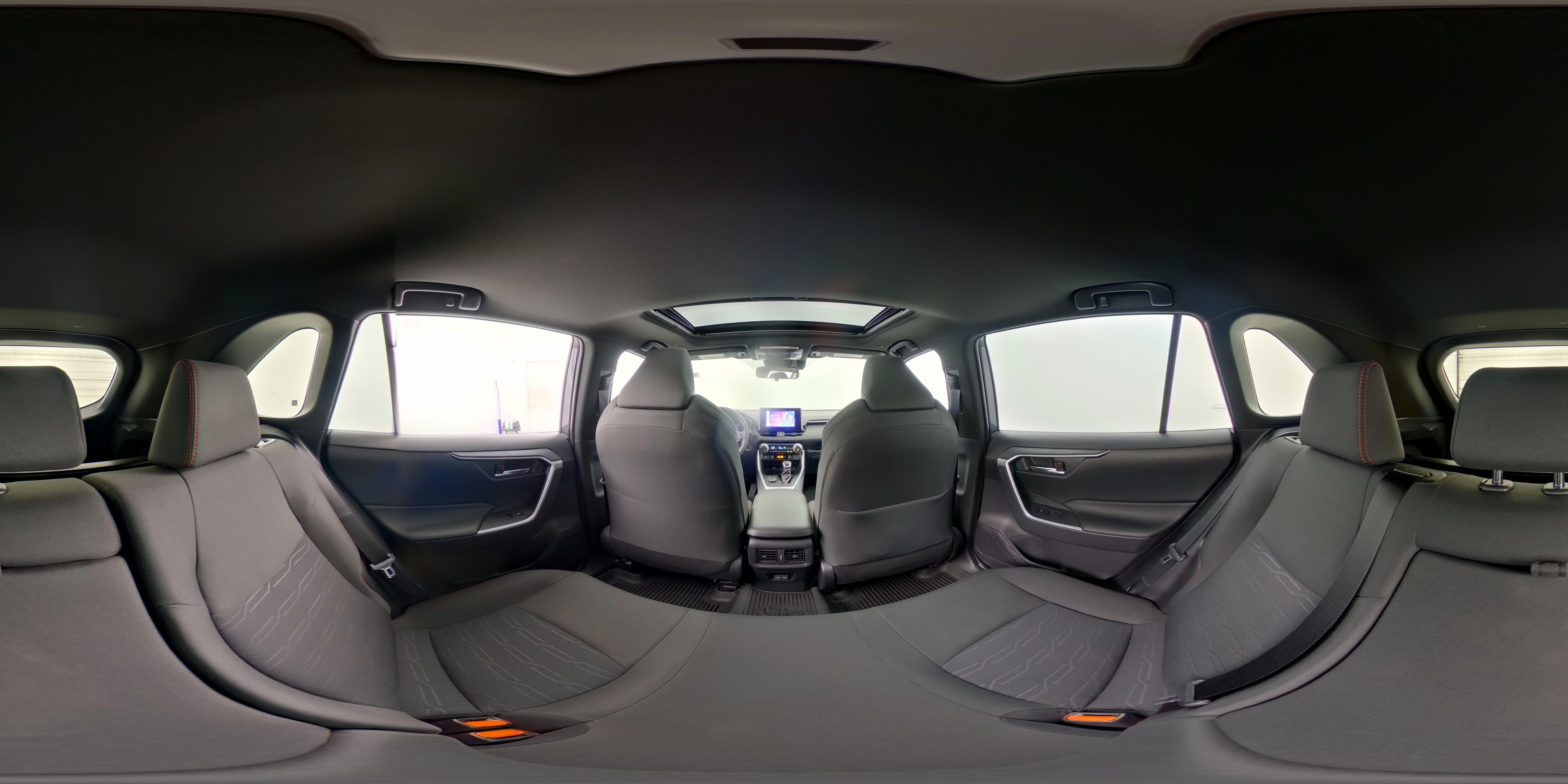 2024 Toyota RAV4 SE - Photo 26
