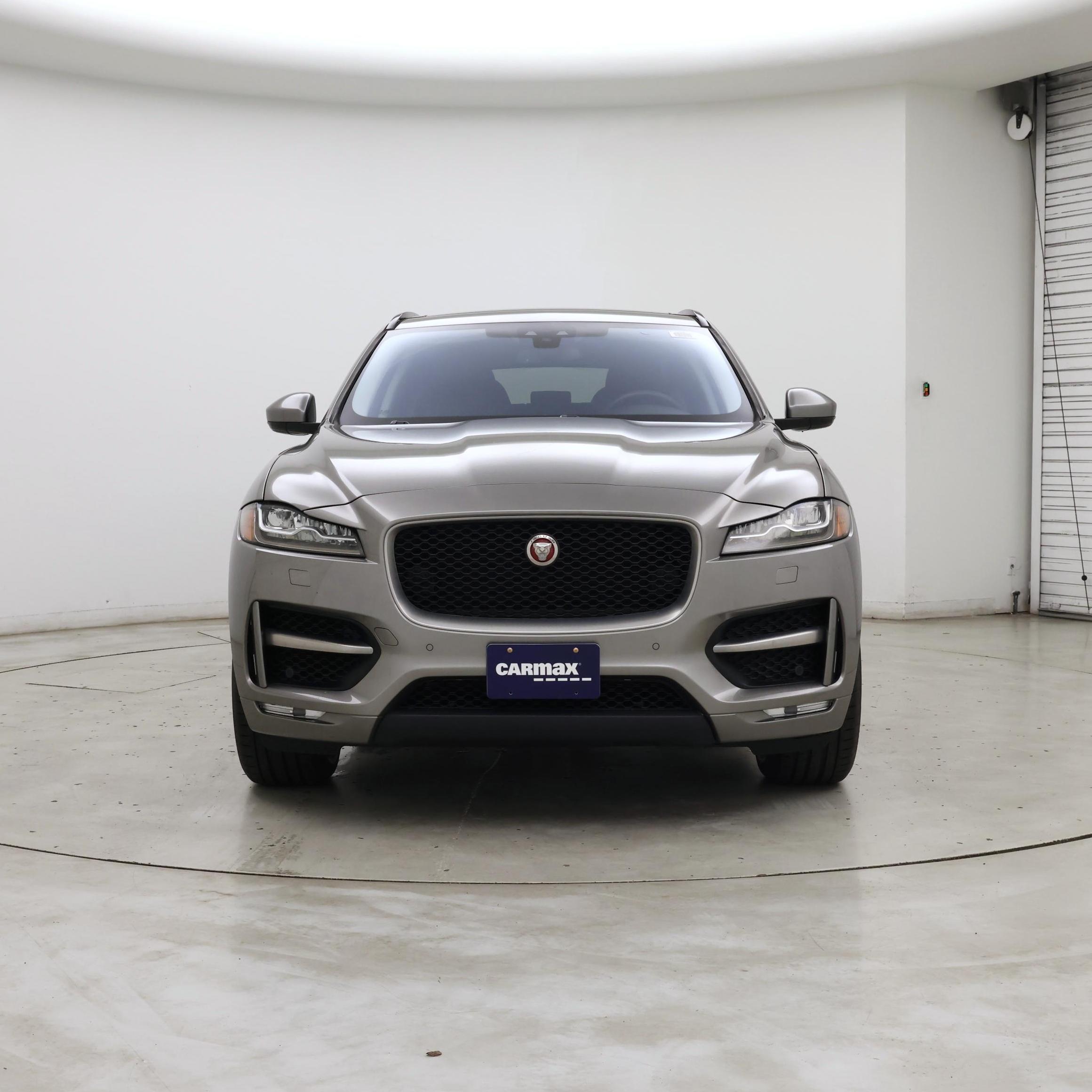 Thumbnail: 2018 Jaguar F-Pace - 5