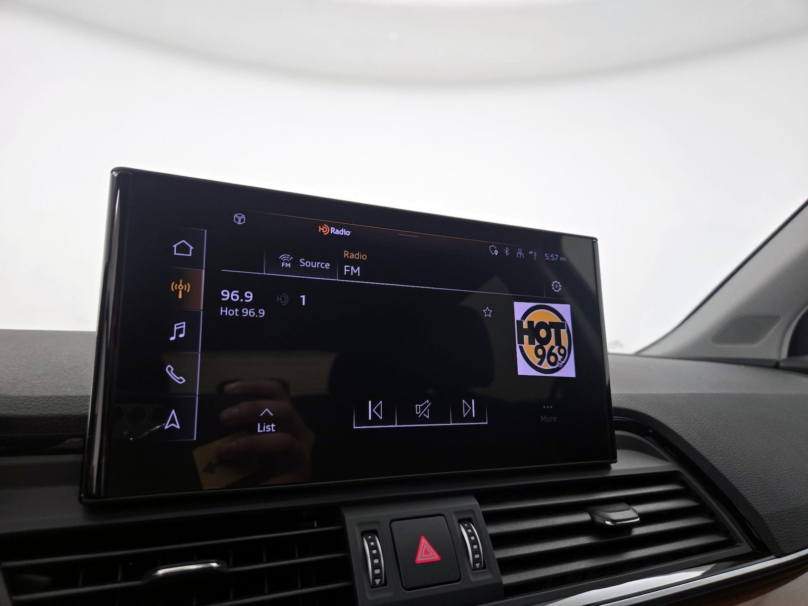 2023 Audi Q5 Premium Plus - Photo 16