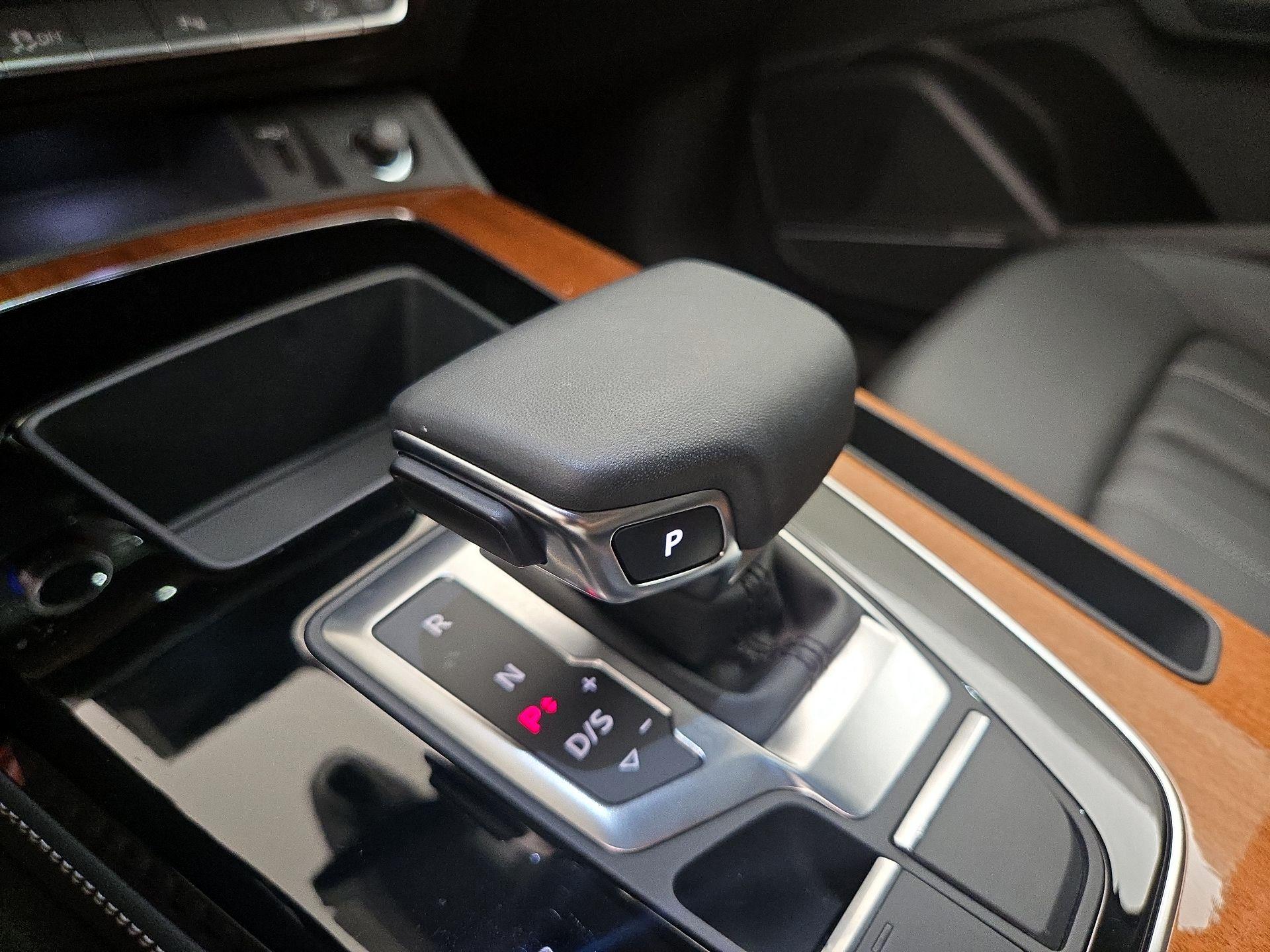 Thumbnail: 2023 Audi Q5 - 17