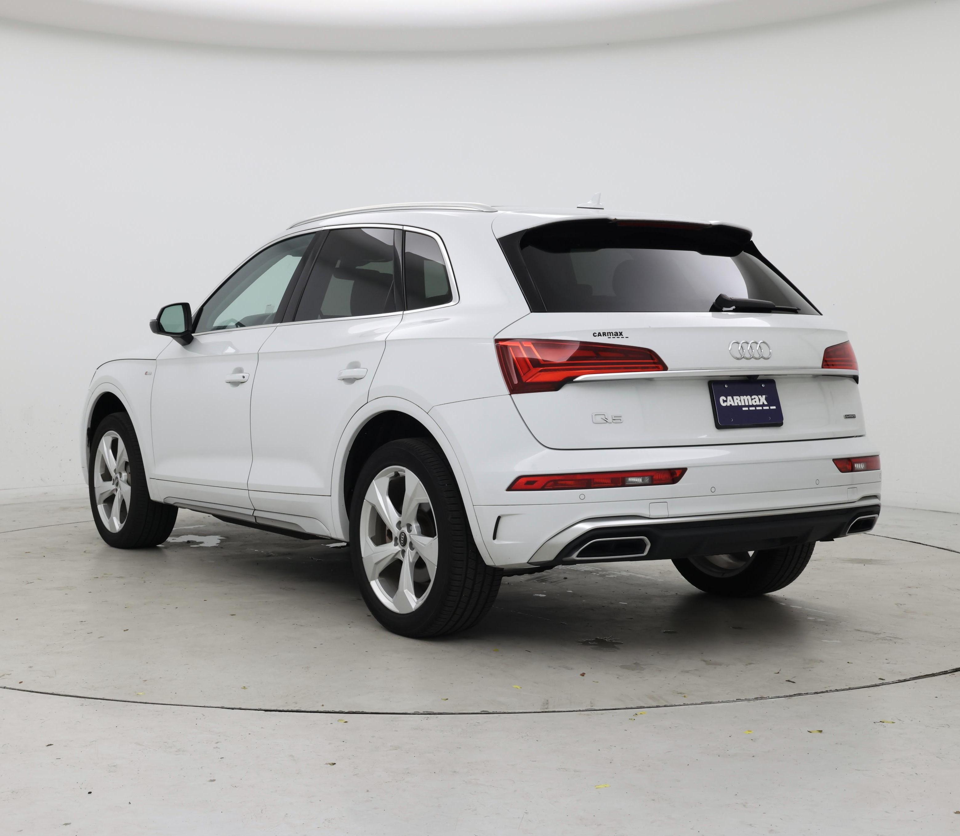 Thumbnail: 2023 Audi Q5 - 2