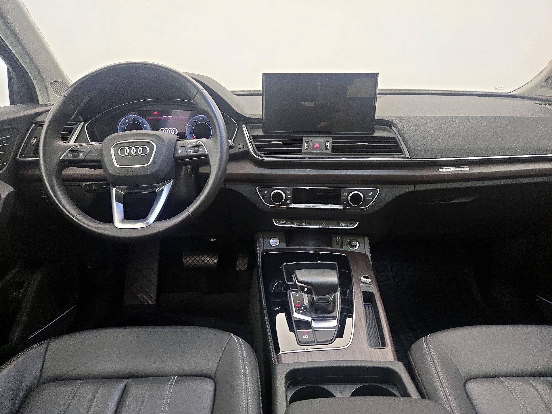 Thumbnail: 2023 Audi Q5 - 9