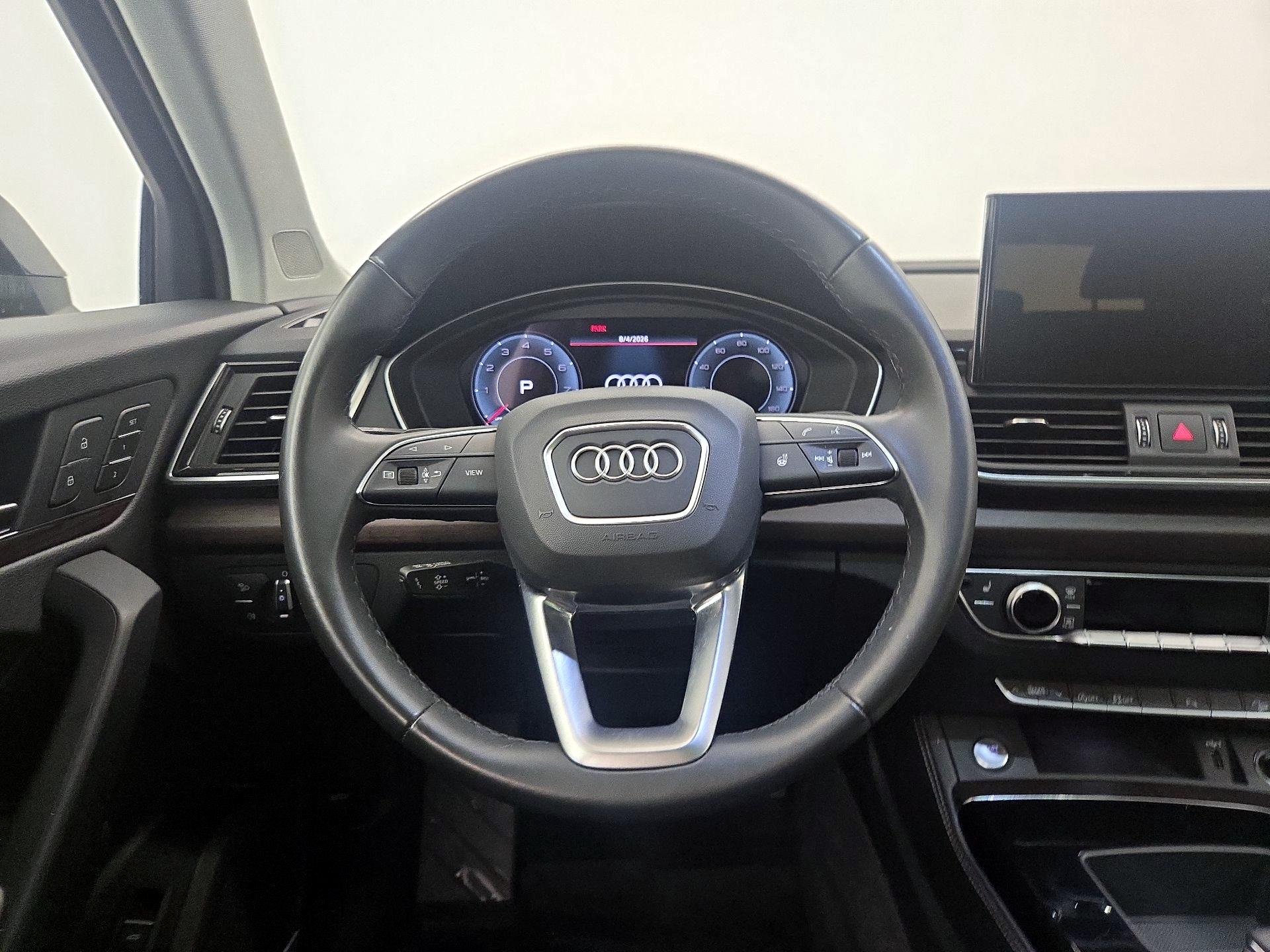 Thumbnail: 2023 Audi Q5 - 10