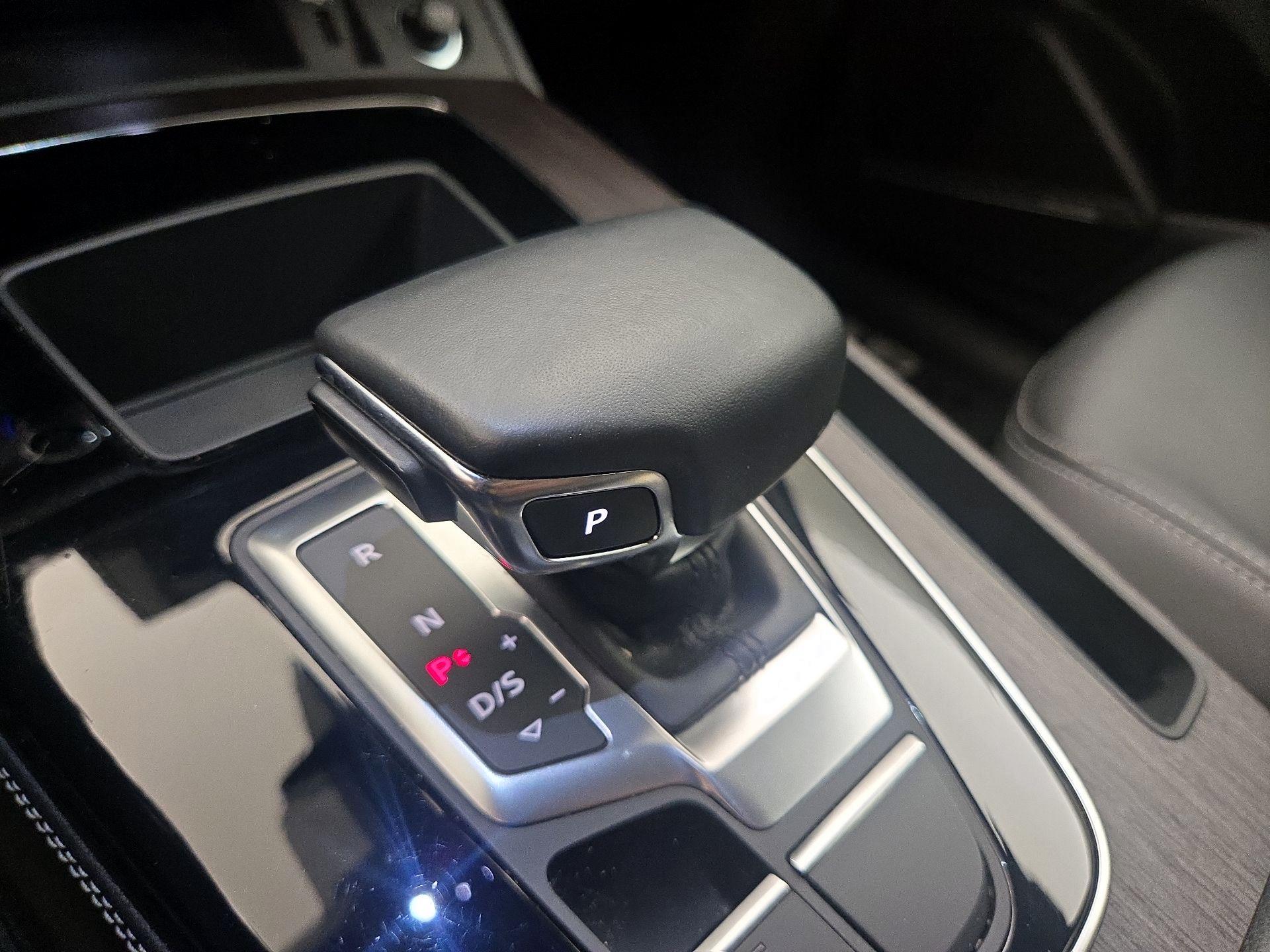 Thumbnail: 2023 Audi Q5 - 18