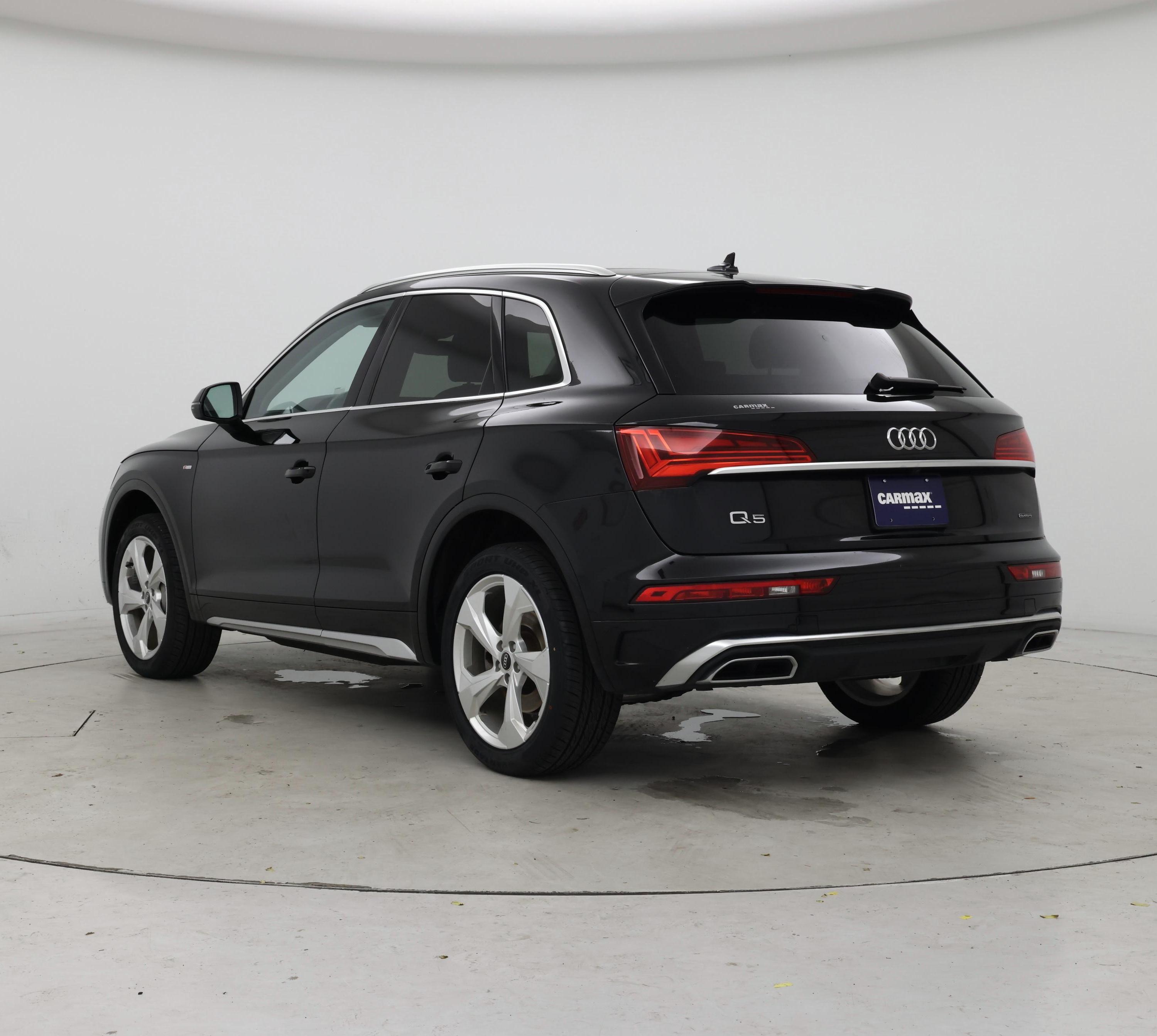 Thumbnail: 2023 Audi Q5 - 2