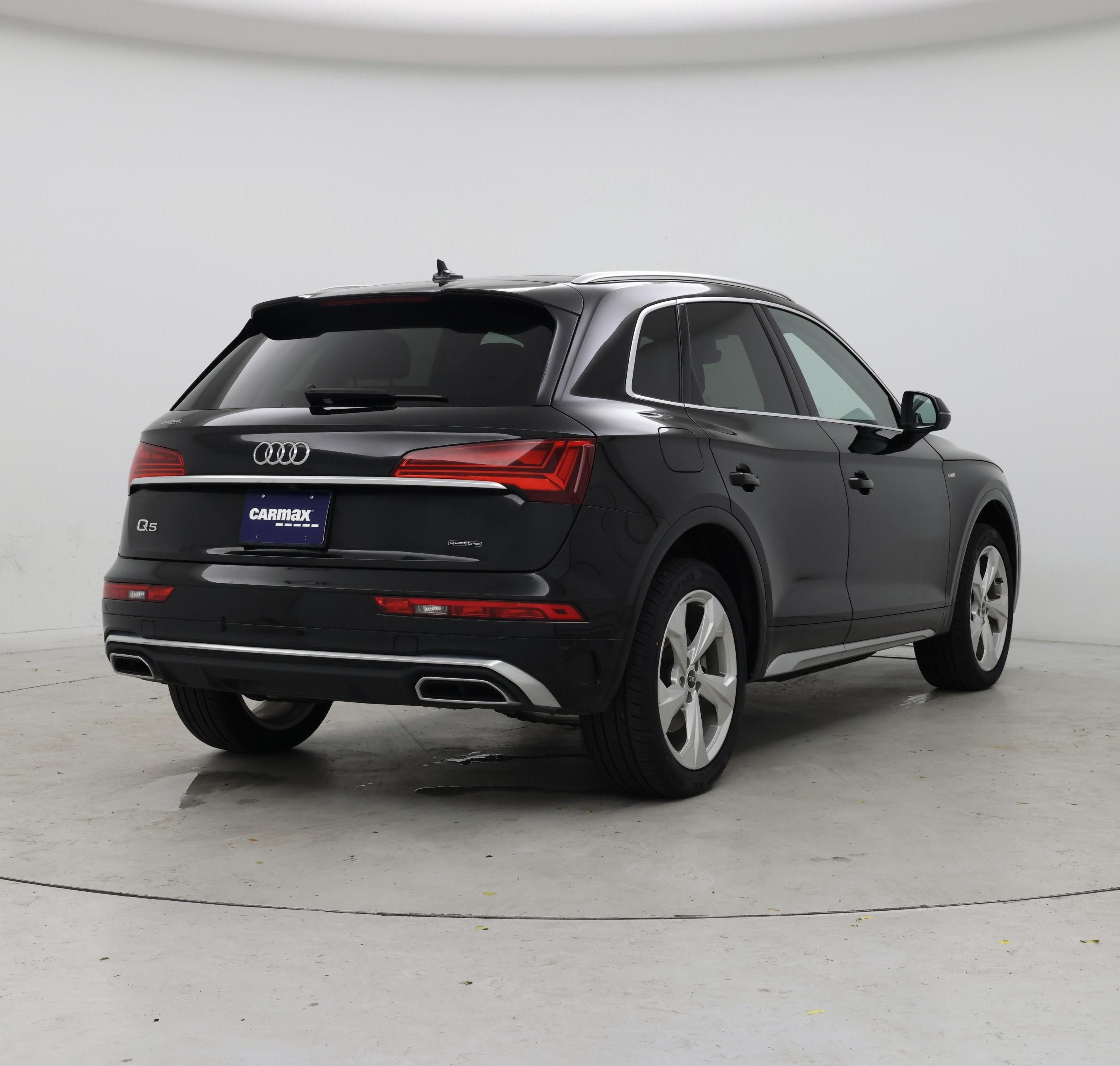 Thumbnail: 2023 Audi Q5 - 8