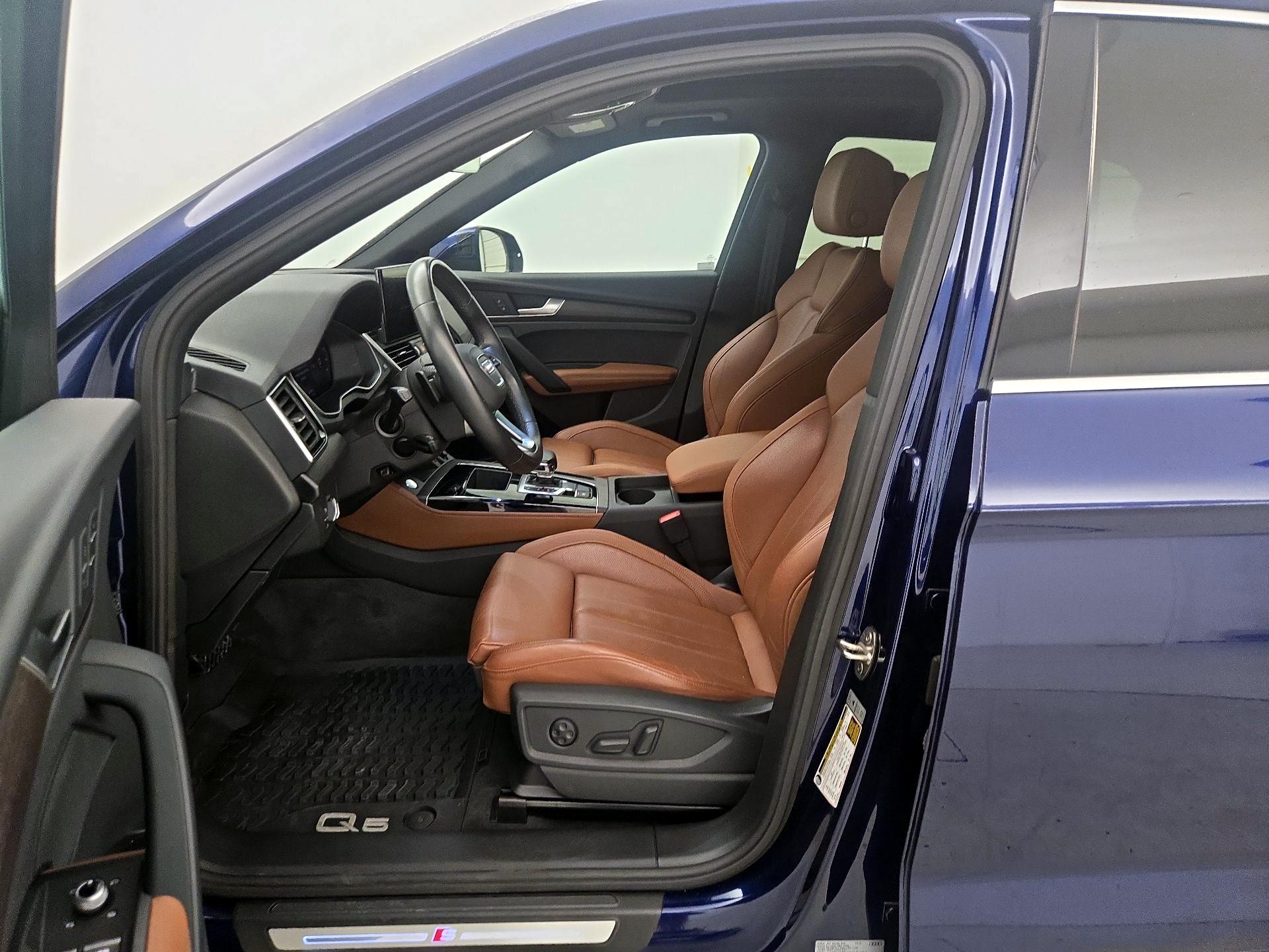 Thumbnail: 2023 Audi Q5 - 11