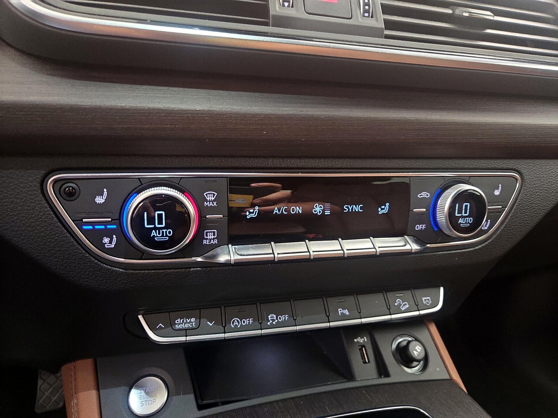 Thumbnail: 2023 Audi Q5 - 17