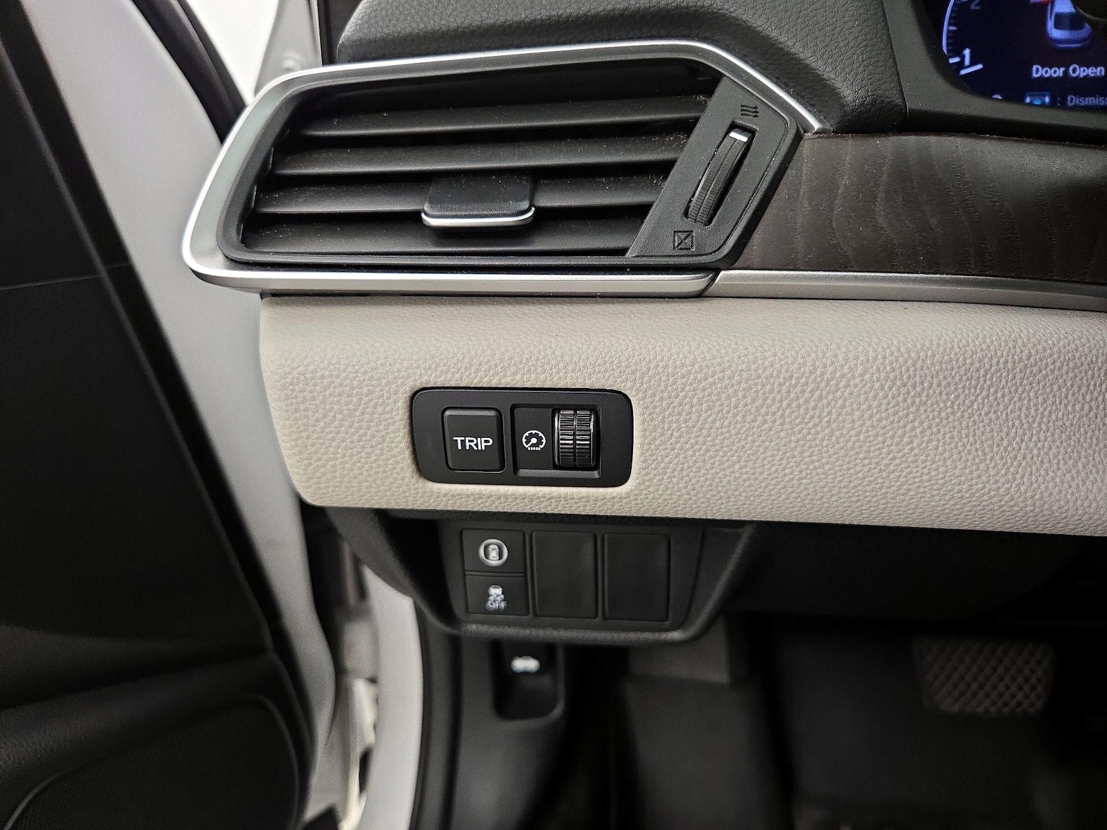 2018 Honda Accord EX-L - Photo 14