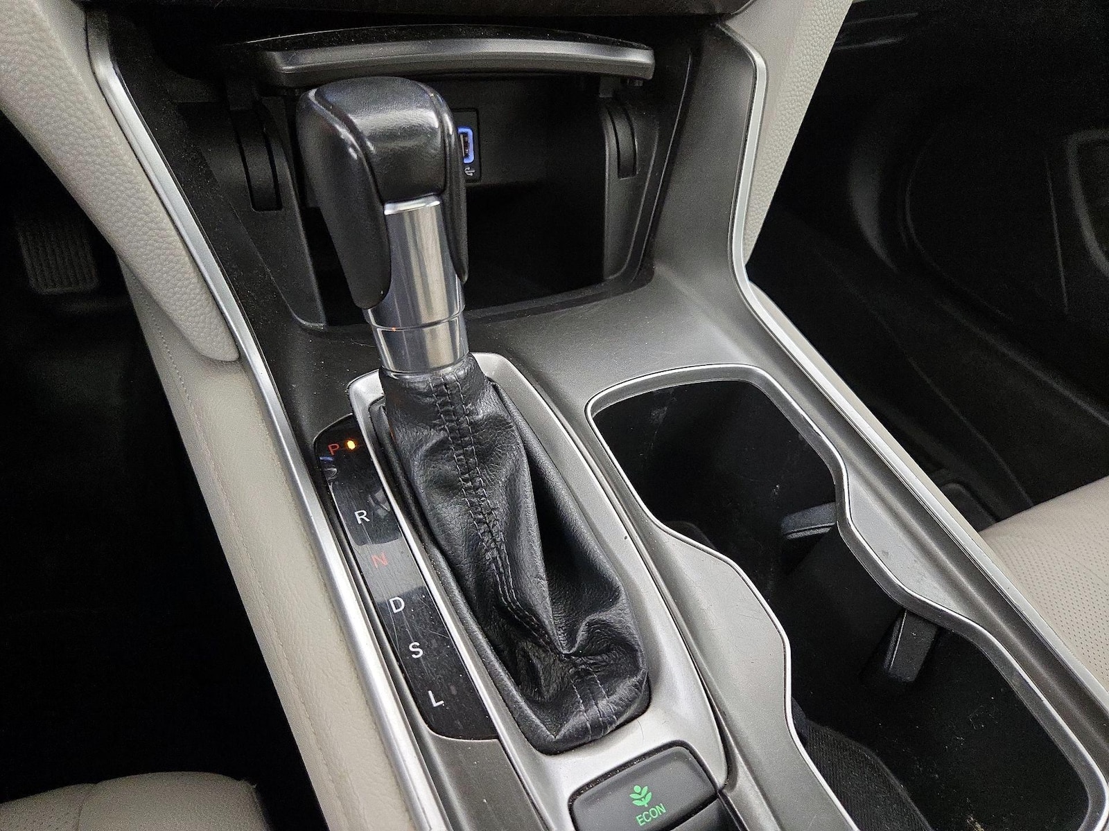 2018 Honda Accord EX-L - Photo 18