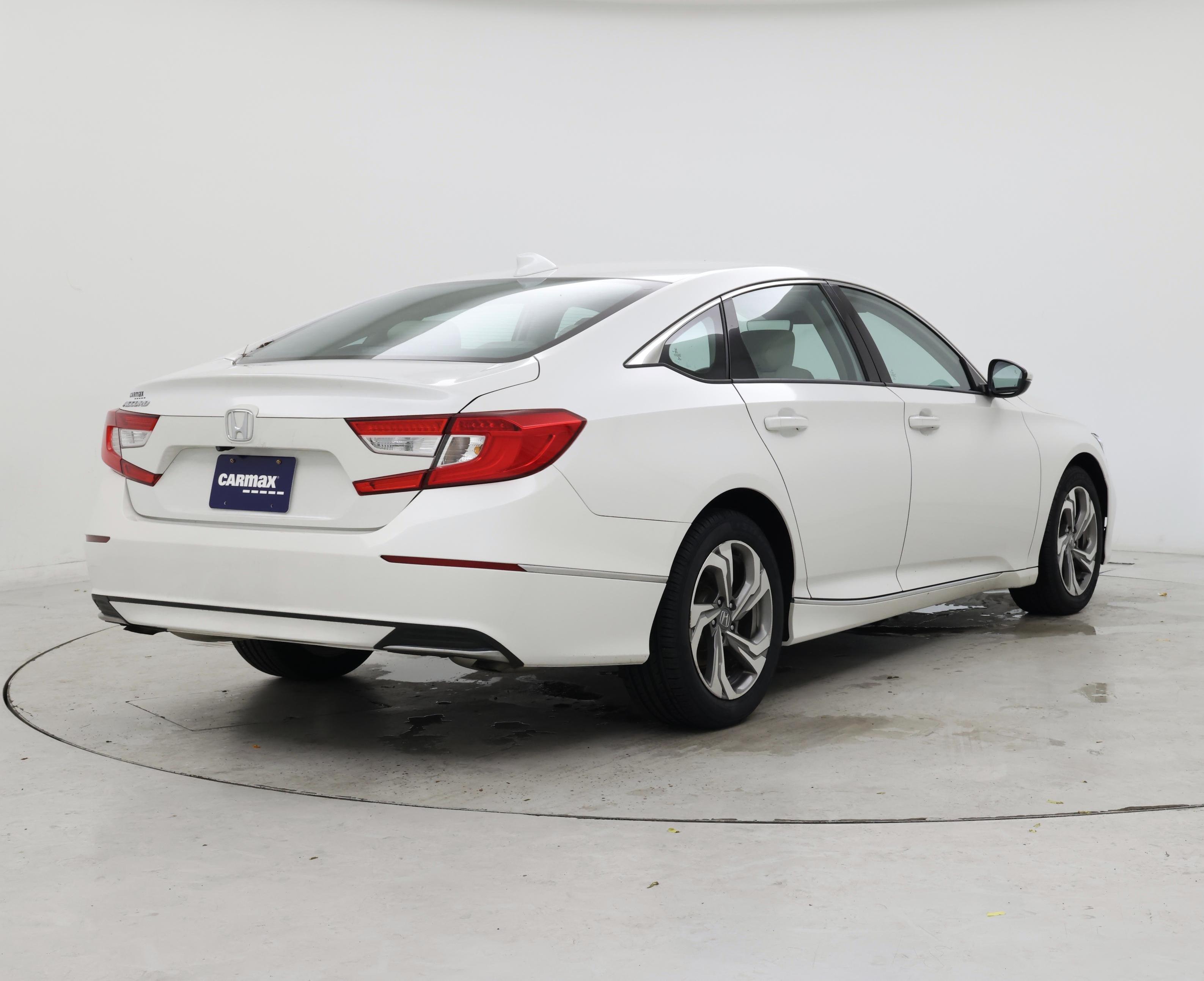 Thumbnail: 2018 Honda Accord - 8