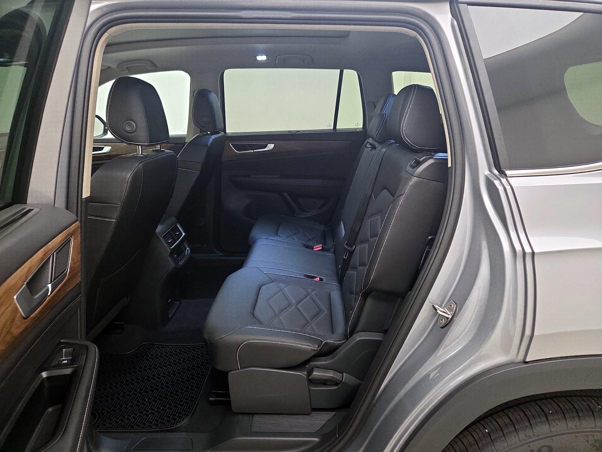 Thumbnail: 2026 Volkswagen Atlas - 20