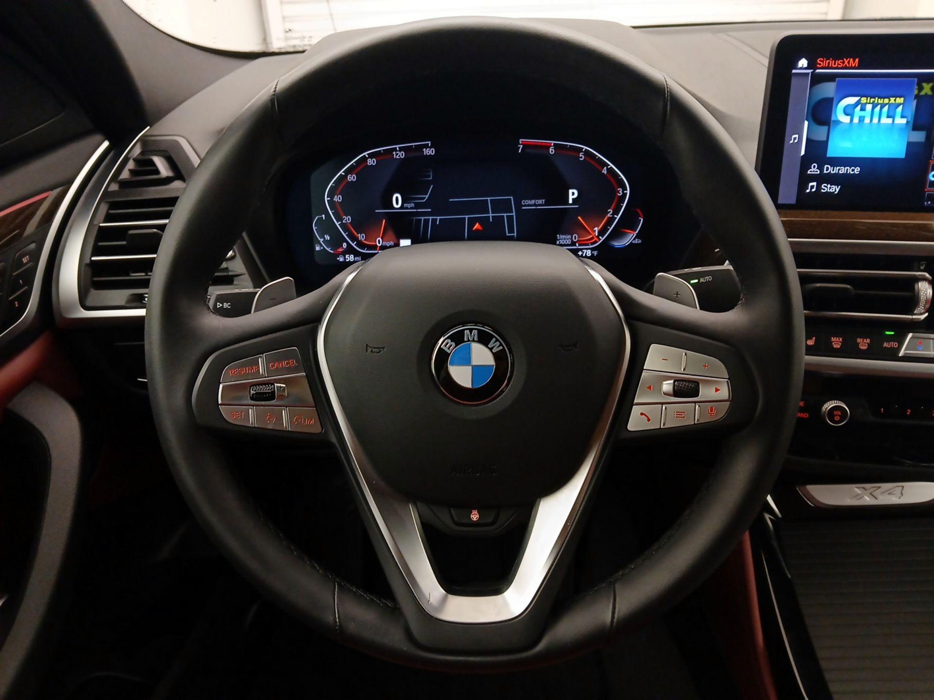 Thumbnail: 2025 BMW X4 - 10