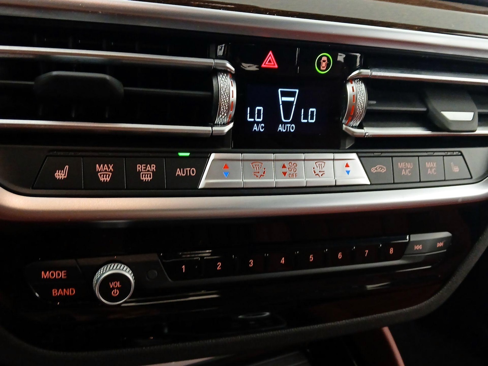 2025 BMW X4 30i - Photo 15