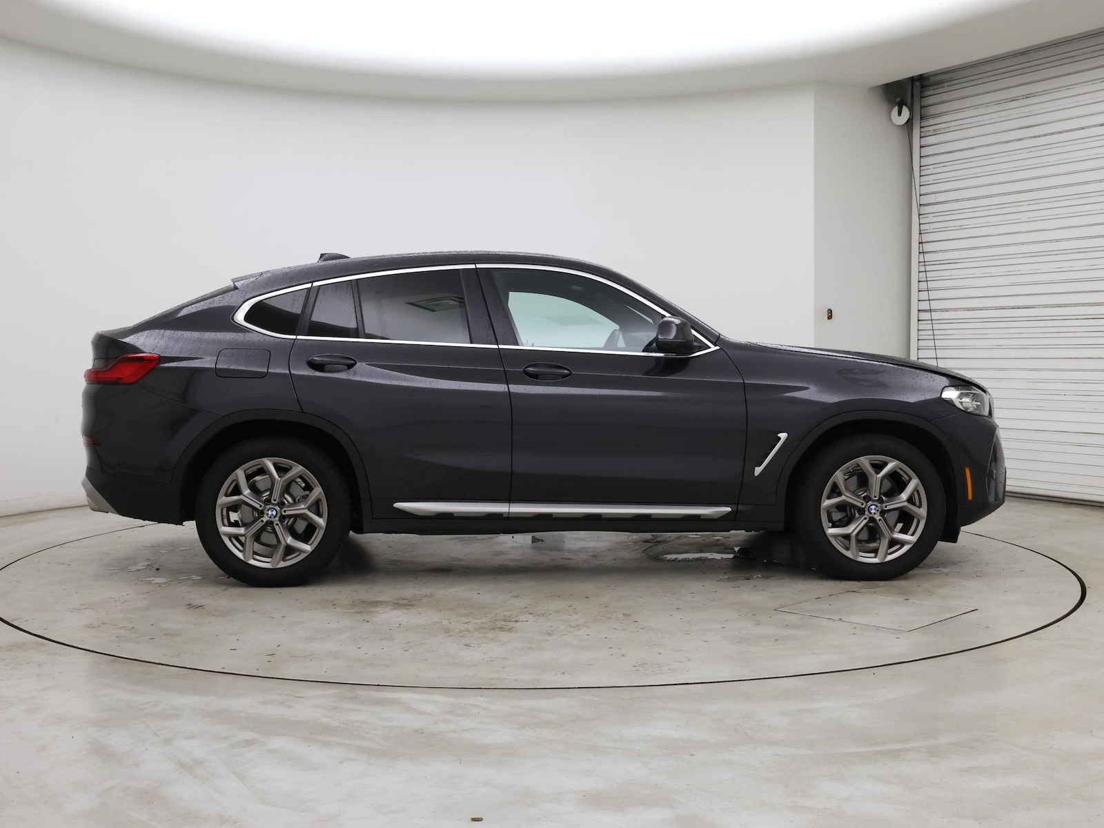 2025 BMW X4 30i - Photo 8