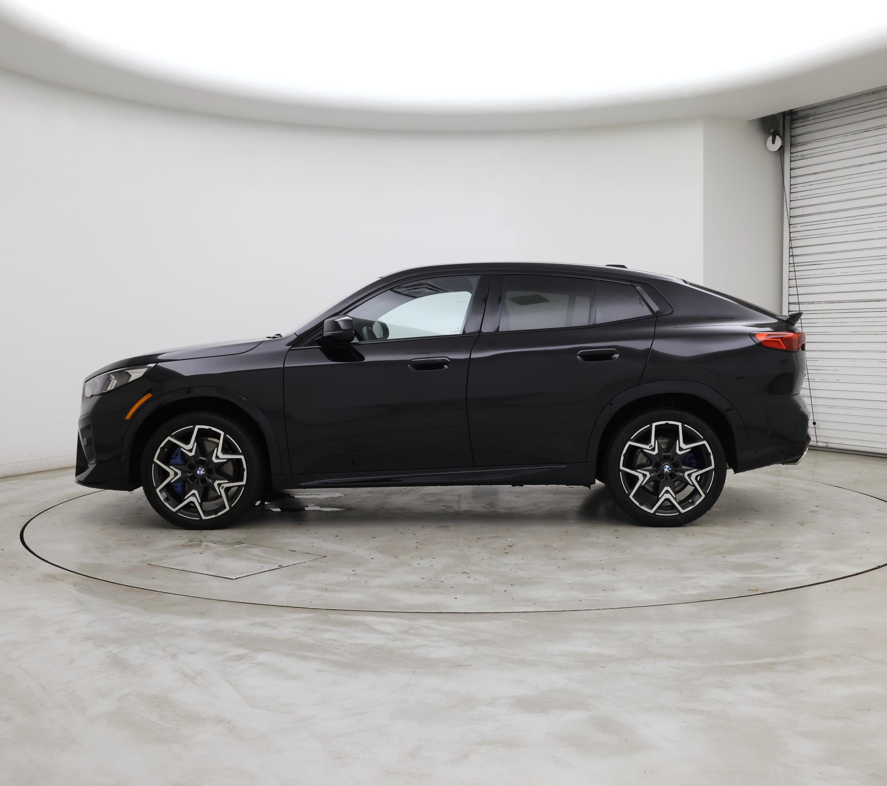 Thumbnail: 2025 BMW X2 - 3