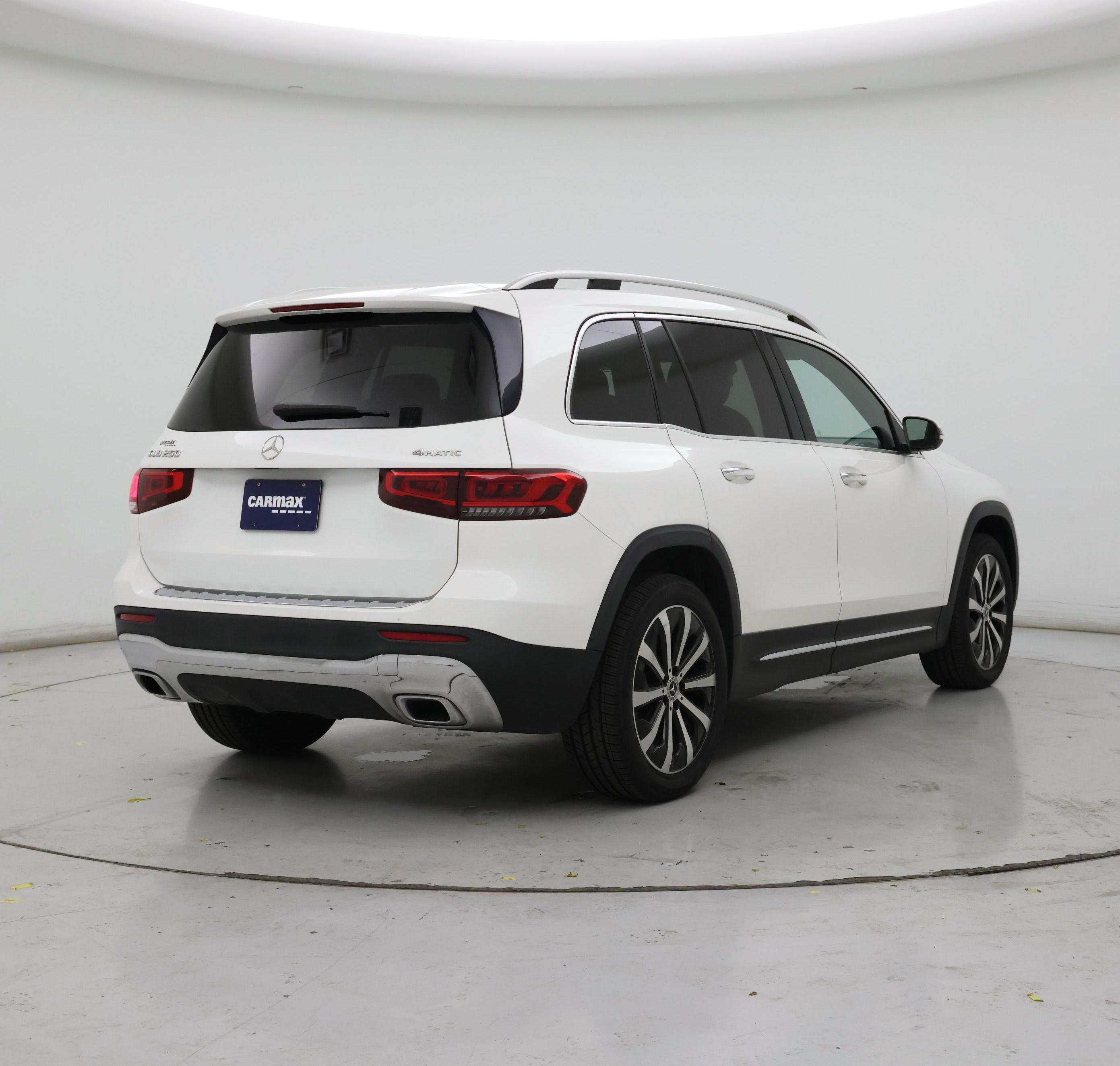 Thumbnail: 2021 Mercedes-Benz GLB - 8