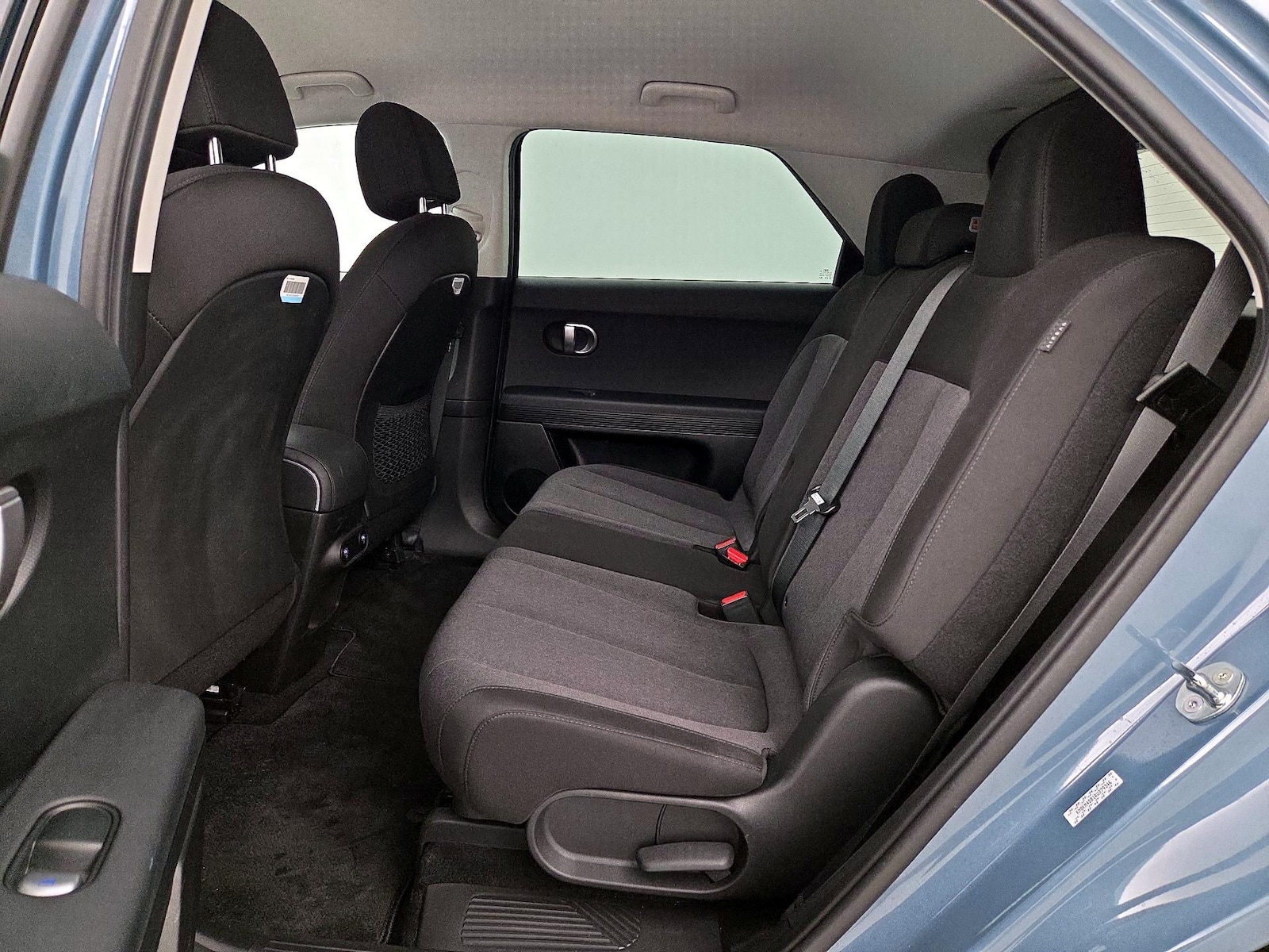 2024 Hyundai IONIQ 5 SE - Photo 21