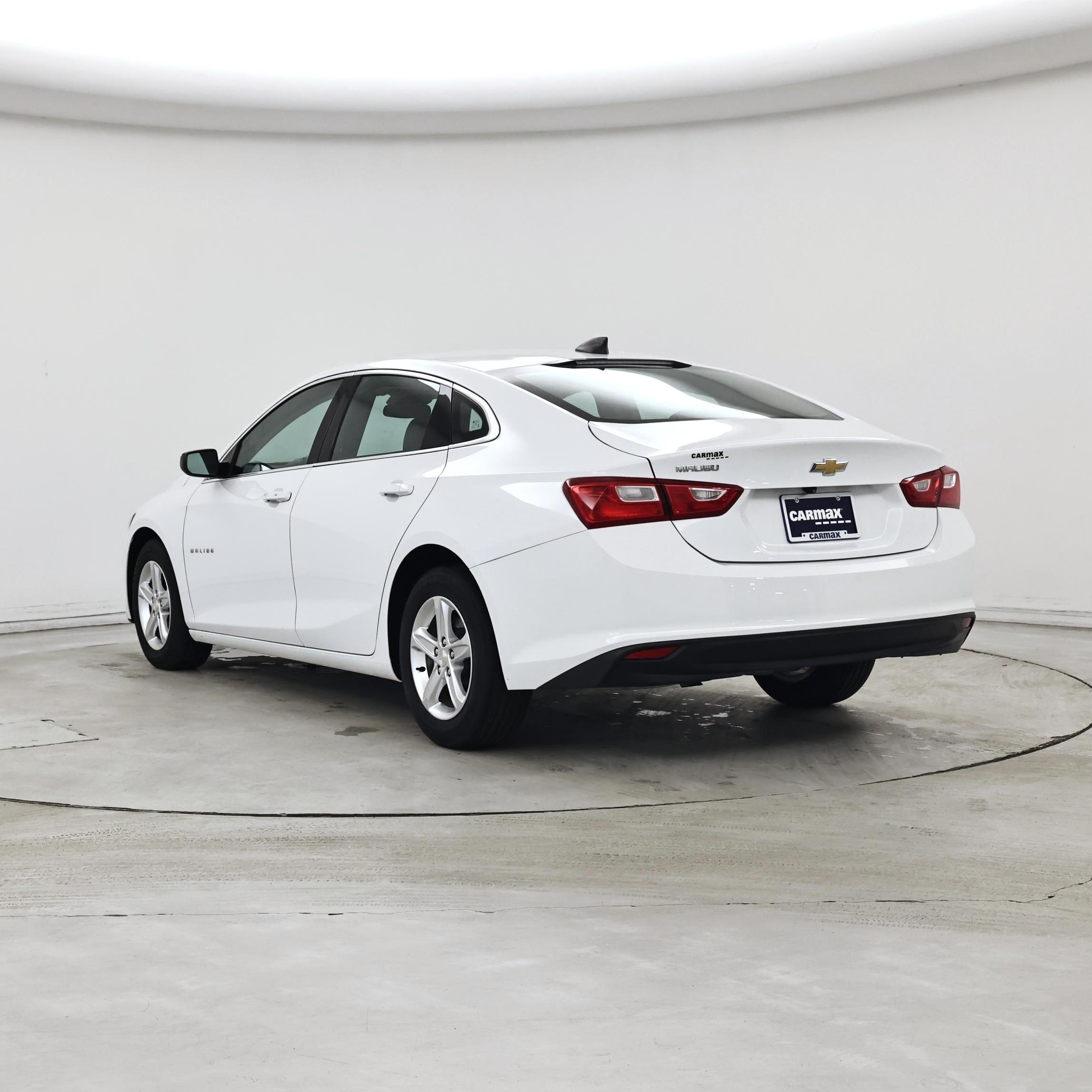 Thumbnail: 2023 Chevrolet Malibu - 2