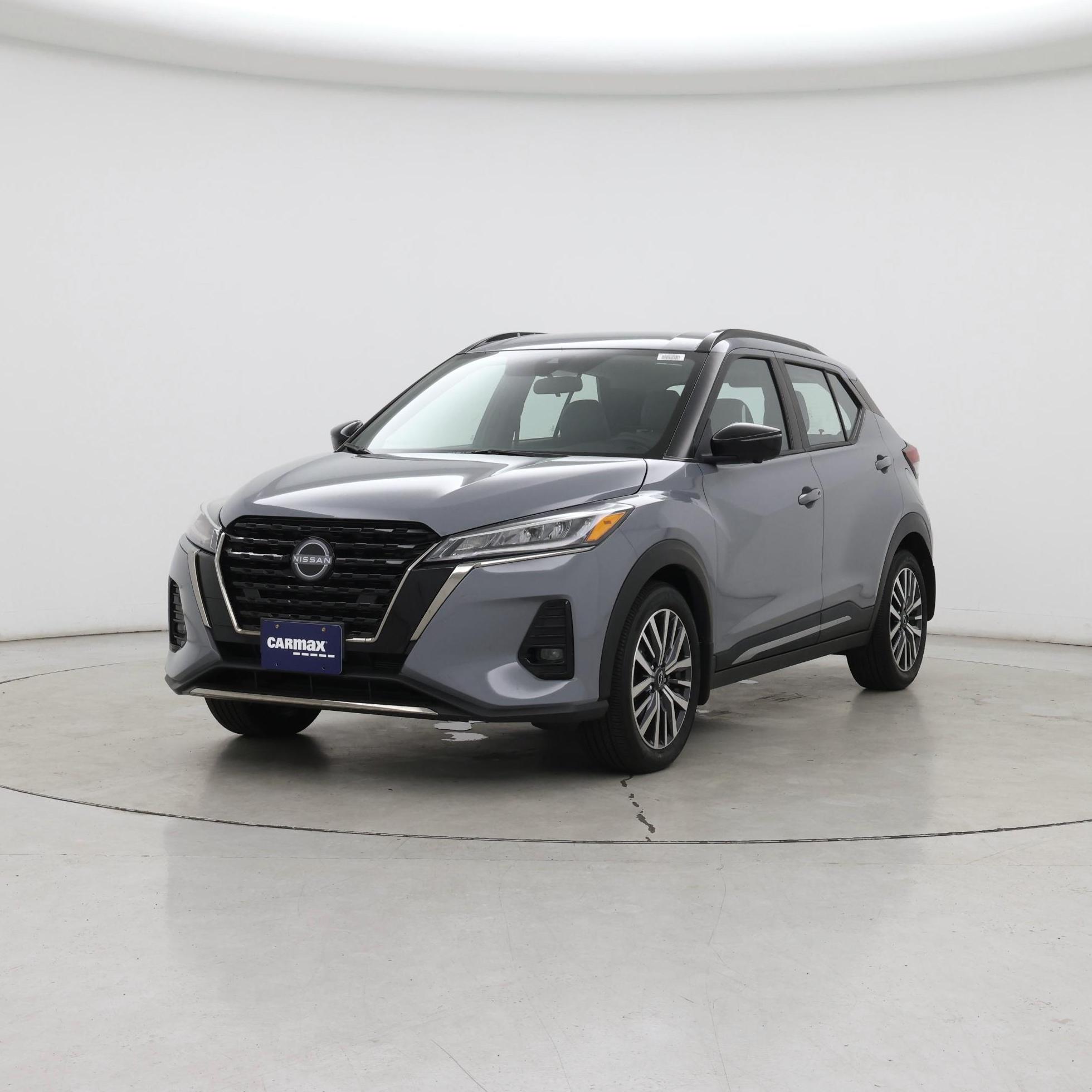 Thumbnail: 2023 Nissan Kicks - 4