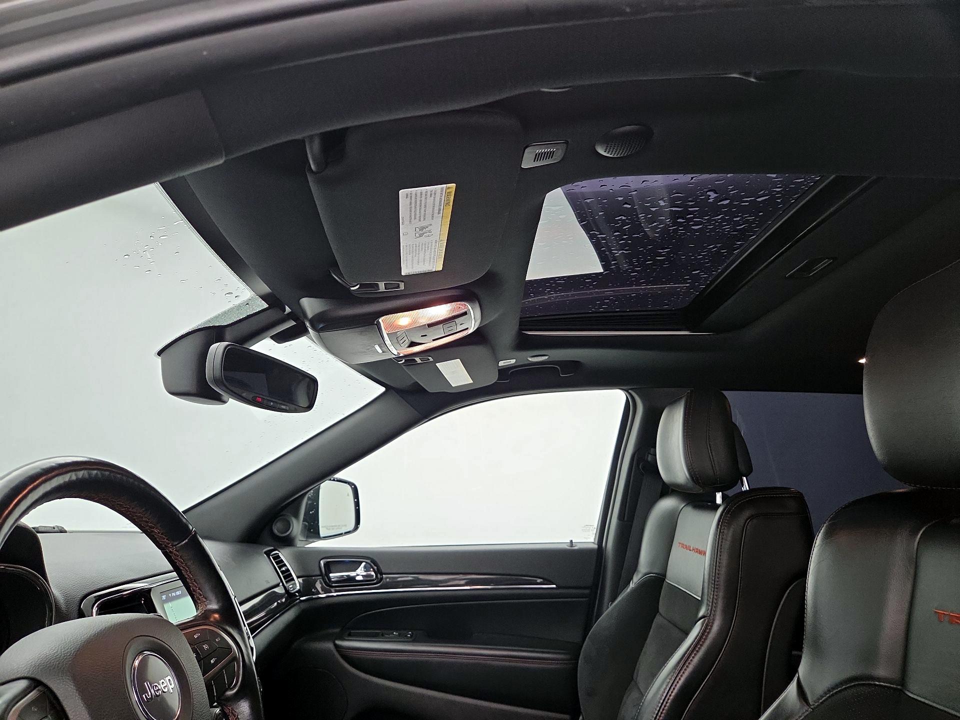 Thumbnail: 2021 Jeep Grand Cherokee - 20