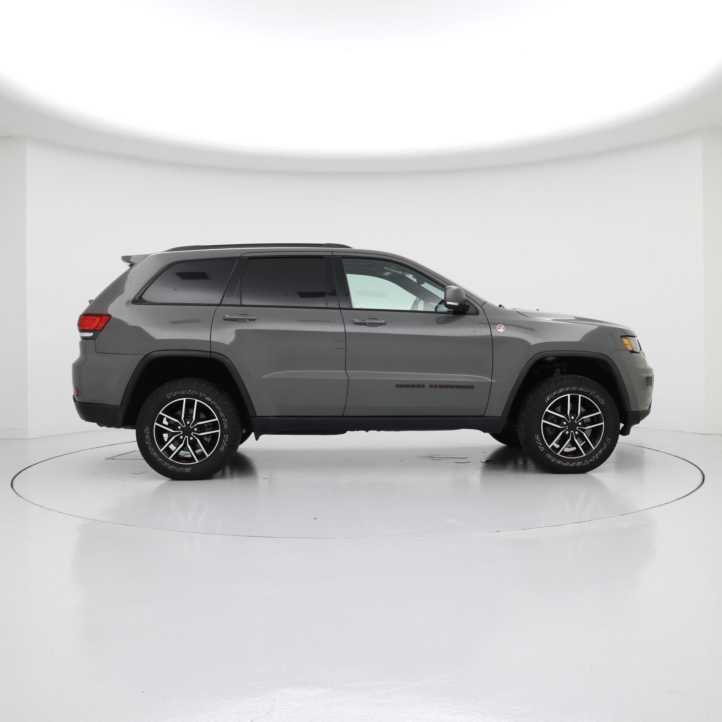Thumbnail: 2021 Jeep Grand Cherokee - 7