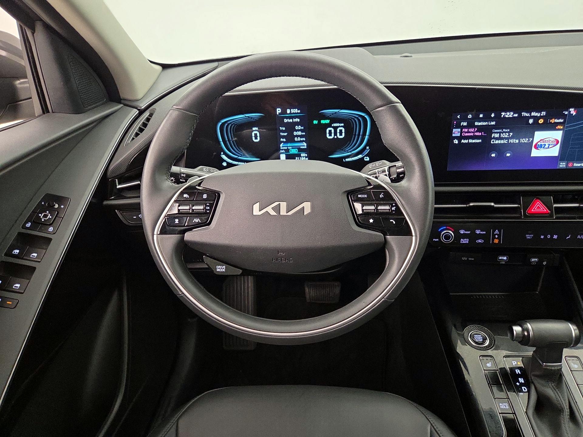 Thumbnail: 2023 Kia Niro - 10