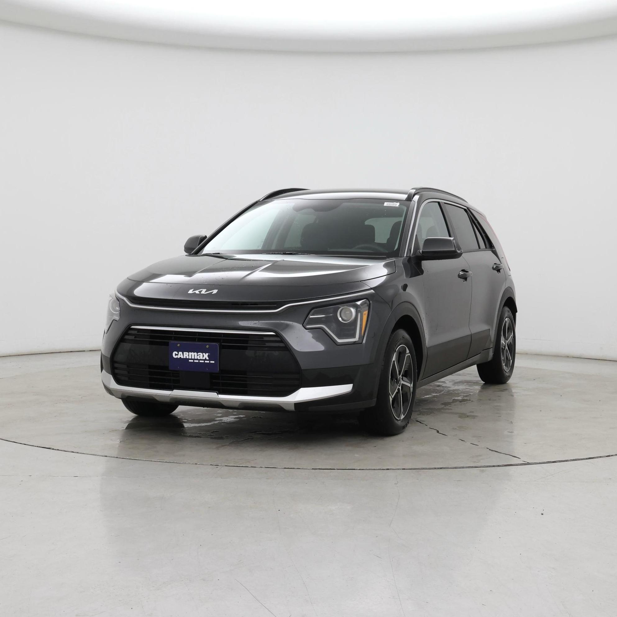 Thumbnail: 2023 Kia Niro - 4