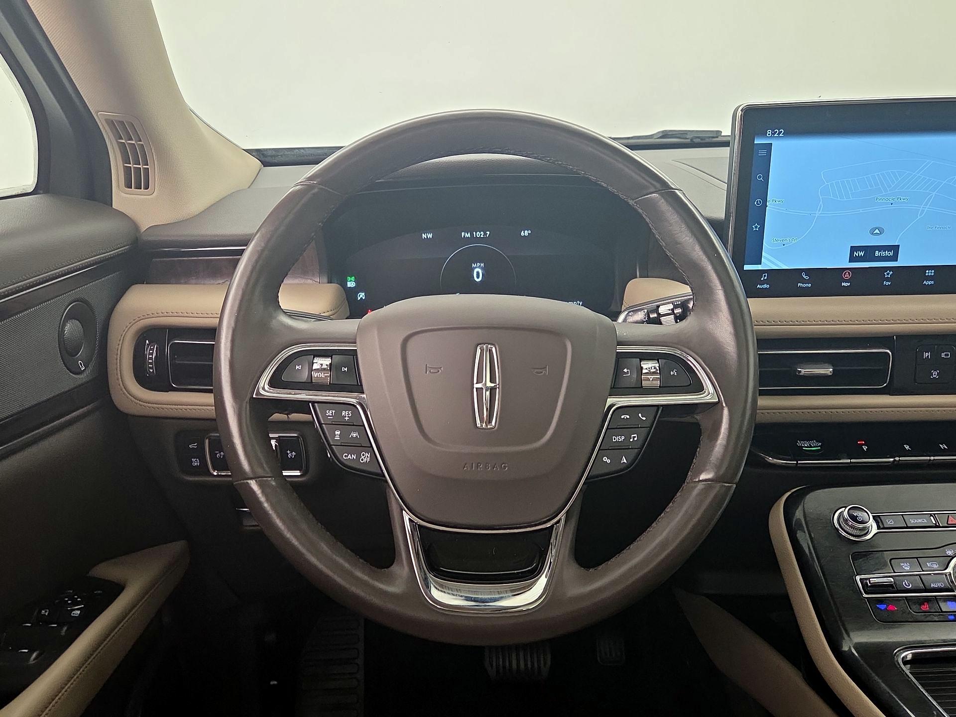 Thumbnail: 2022 Lincoln Nautilus - 10