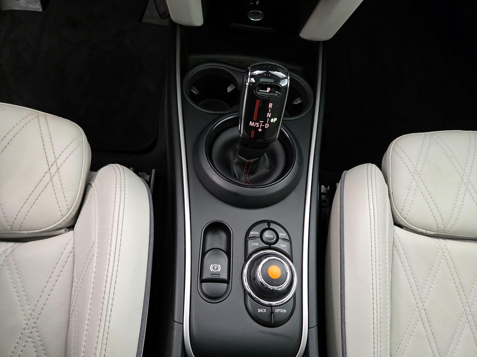 Thumbnail: 2020 MINI Cooper Countryman - 17