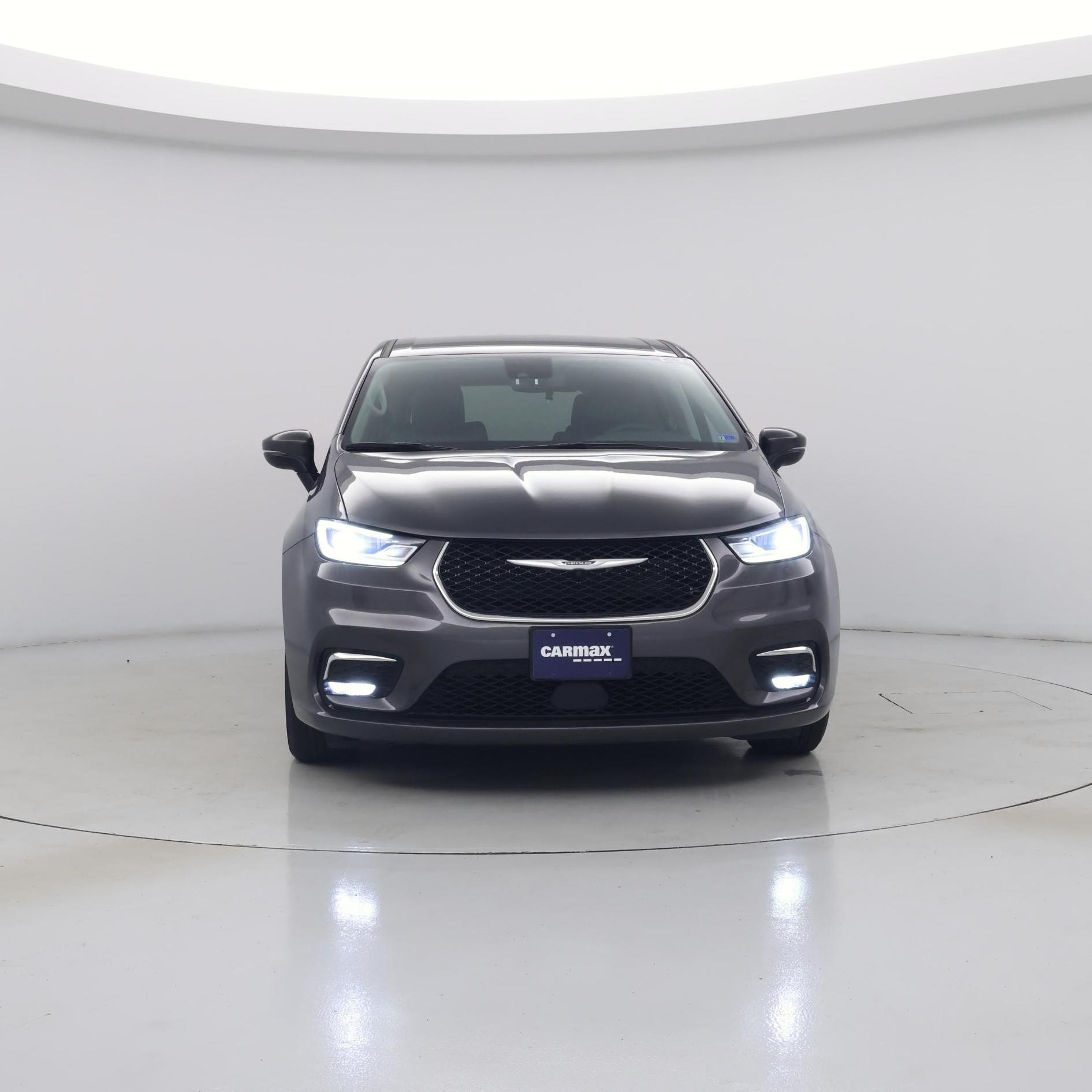 Thumbnail: 2023 Chrysler Pacifica - 5
