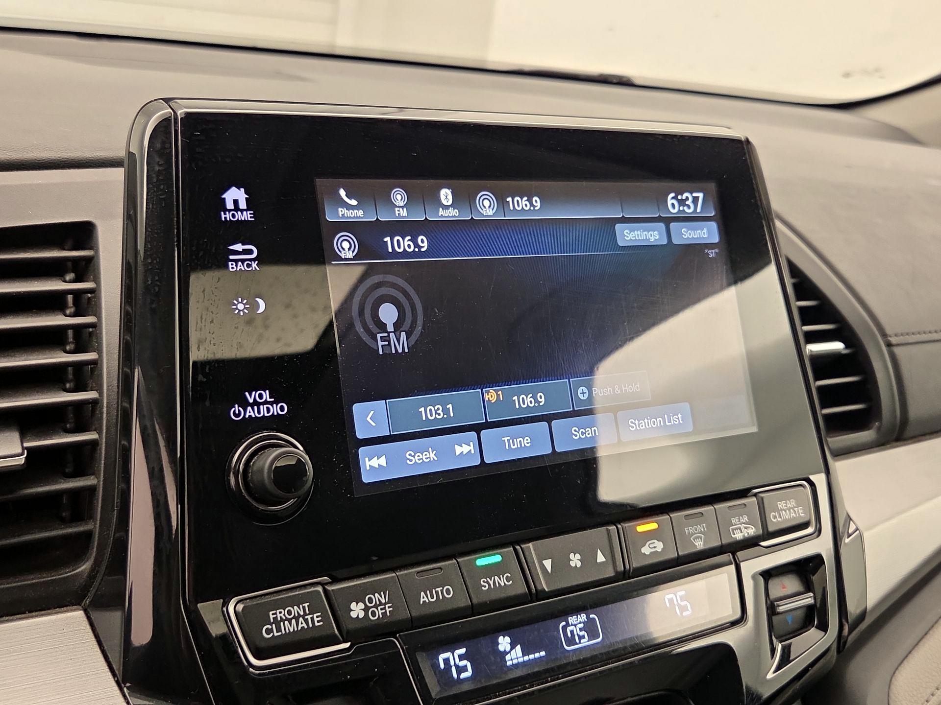 Thumbnail: 2020 Honda Odyssey - 15