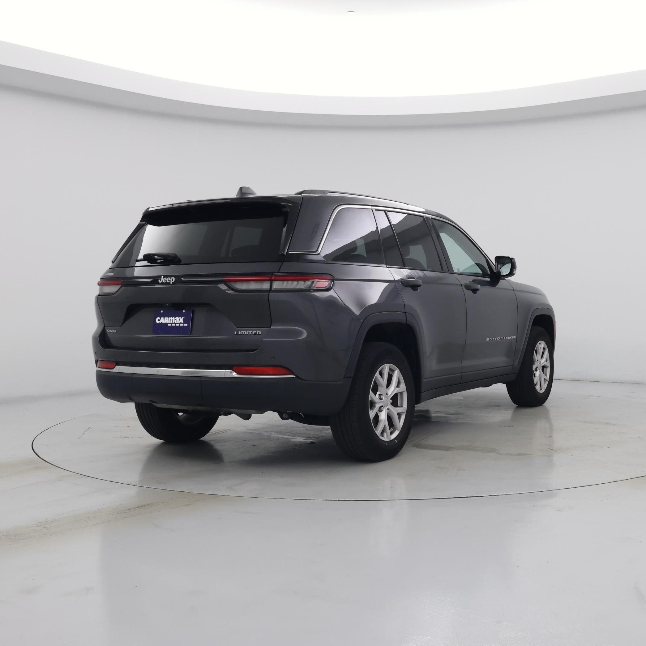 Thumbnail: 2022 Jeep Grand Cherokee - 8