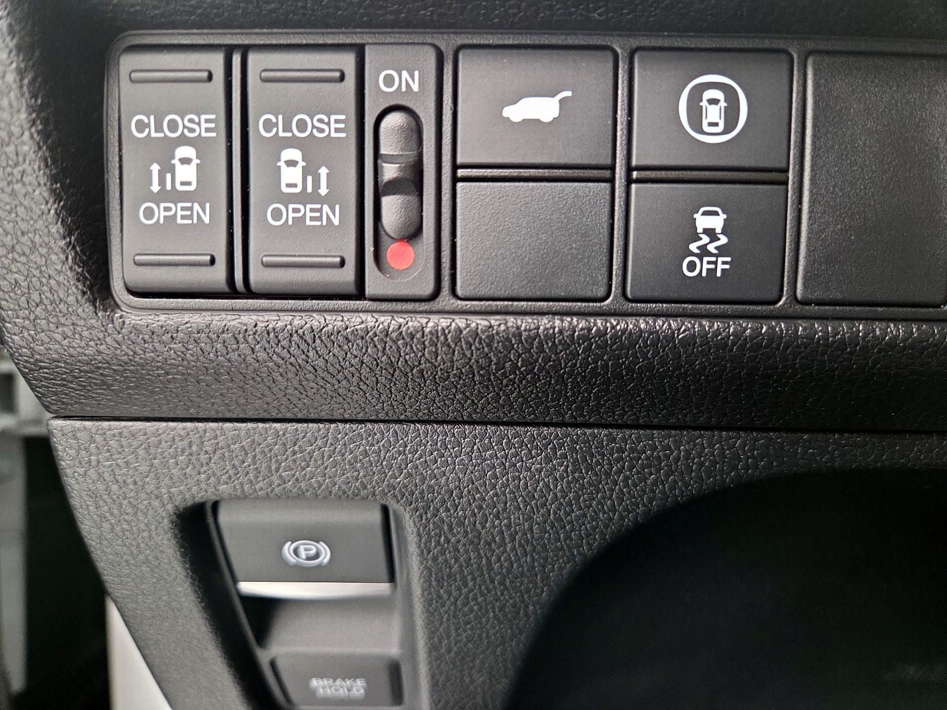 Thumbnail: 2024 Honda Odyssey - 13