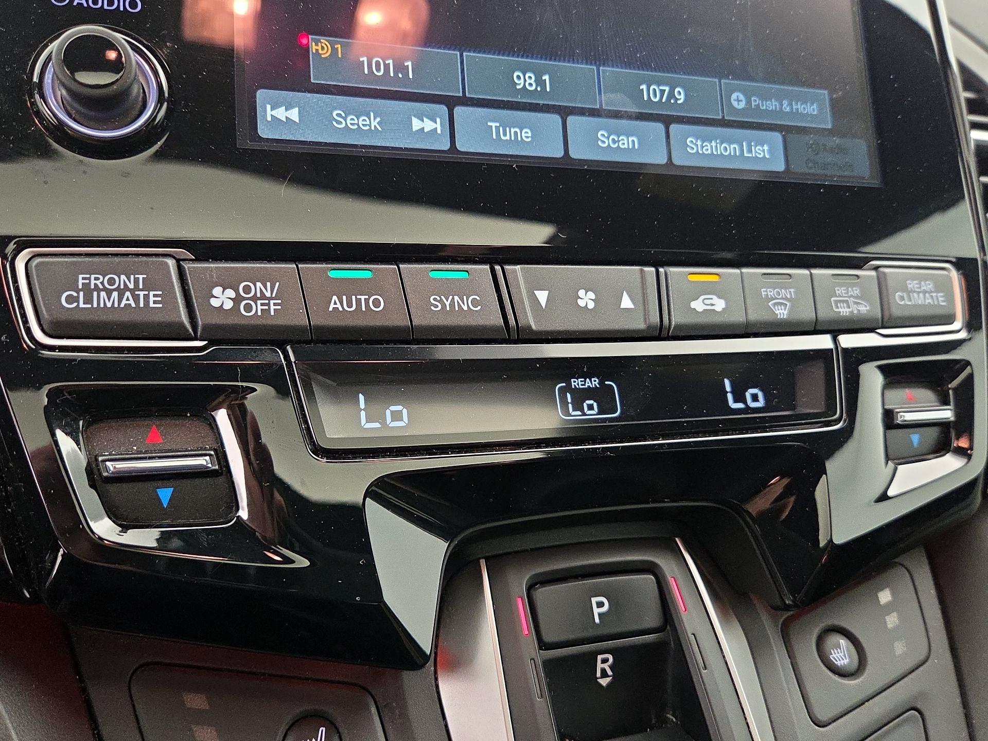 Thumbnail: 2024 Honda Odyssey - 16