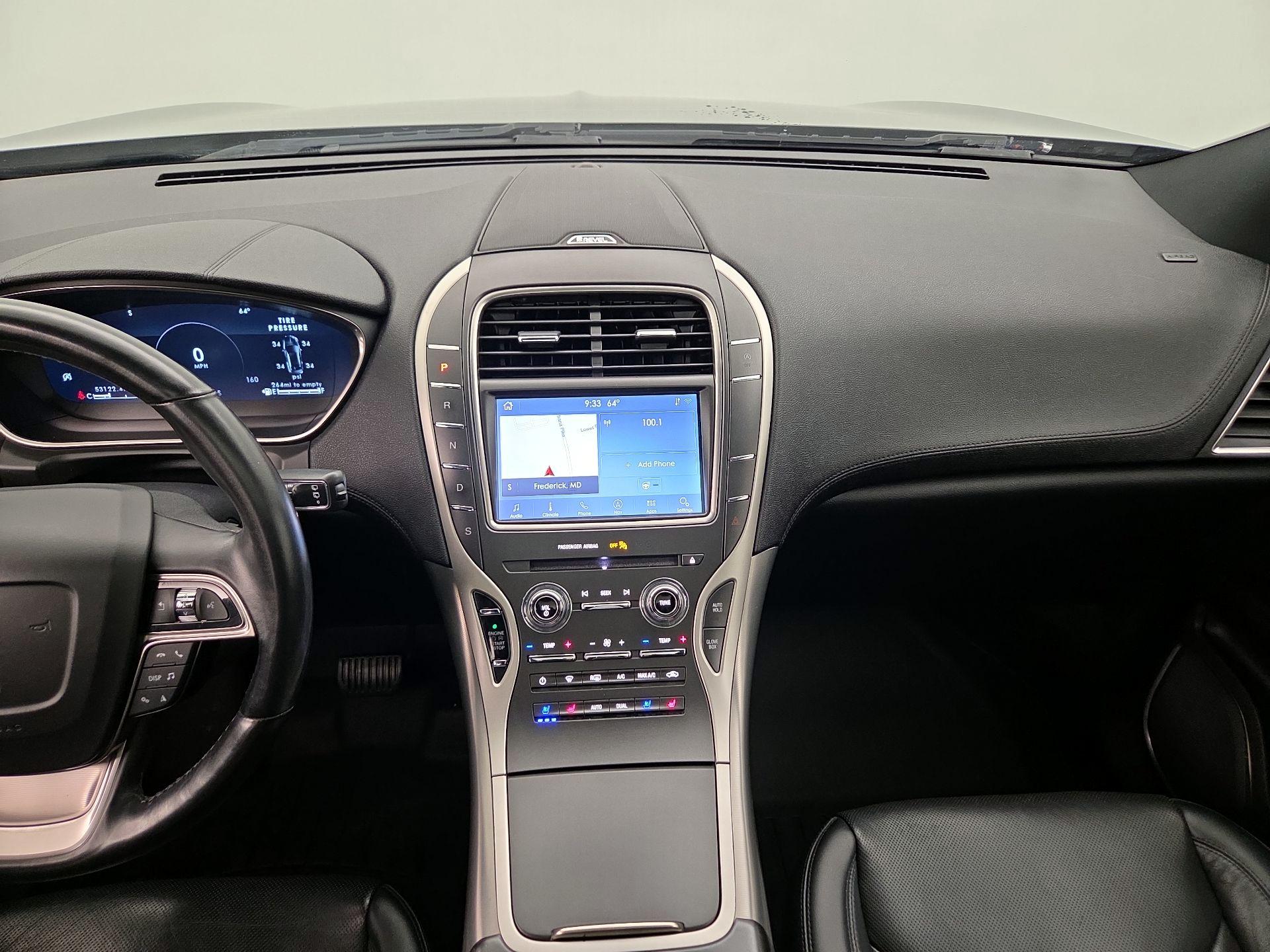 Thumbnail: 2020 Lincoln Nautilus - 9