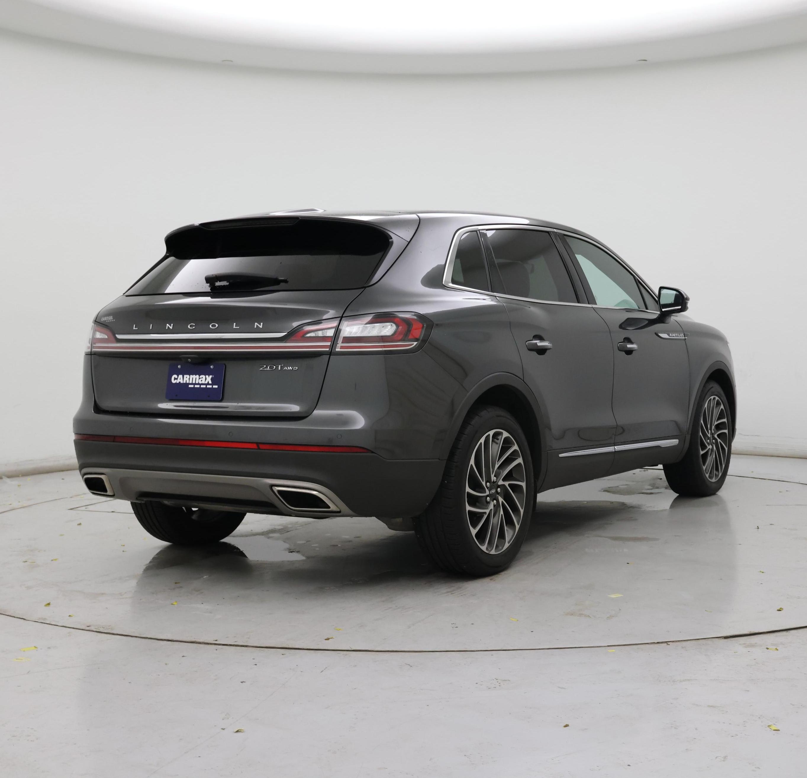 Thumbnail: 2020 Lincoln Nautilus - 8