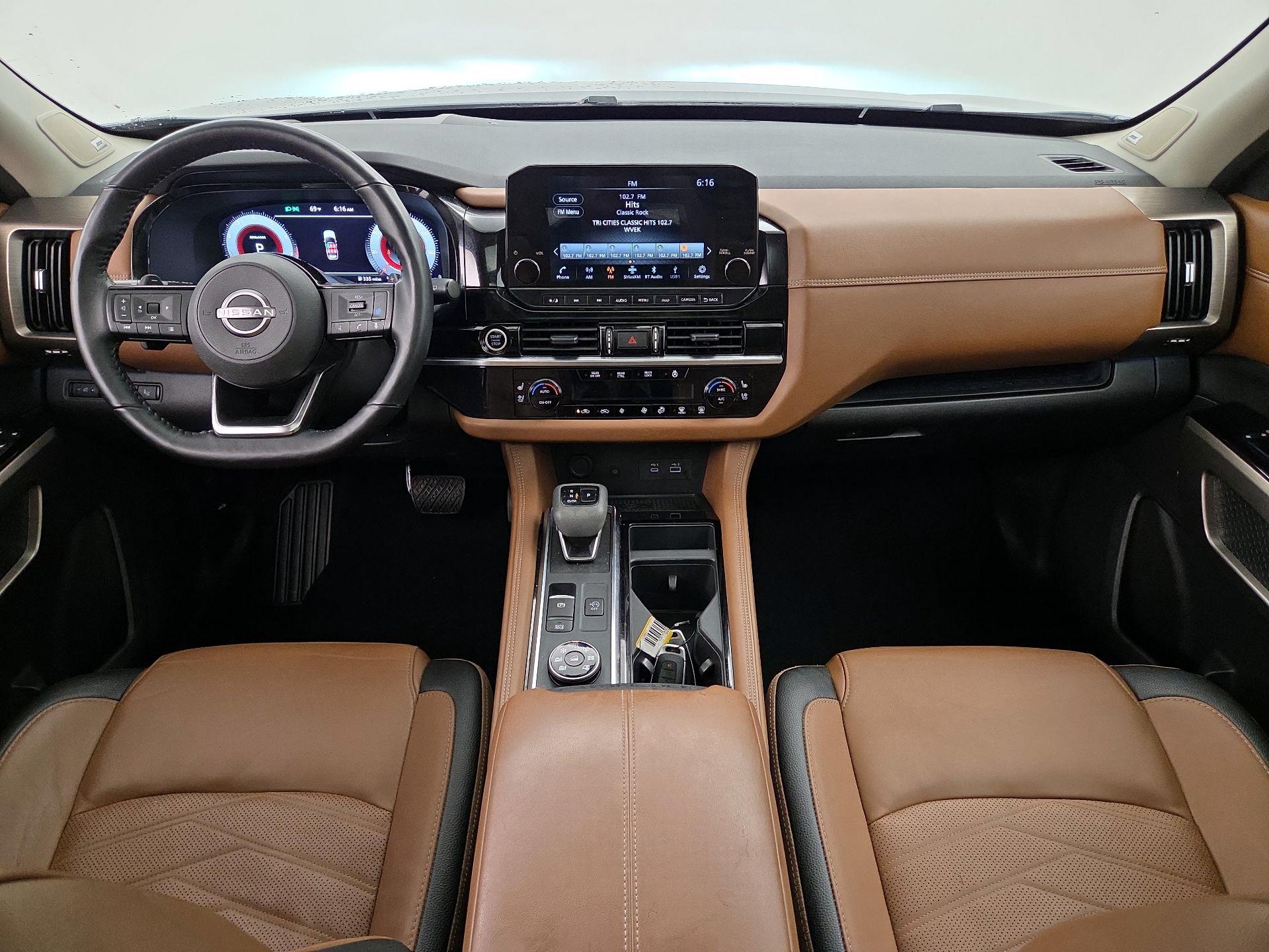 Thumbnail: 2023 Nissan Pathfinder - 9