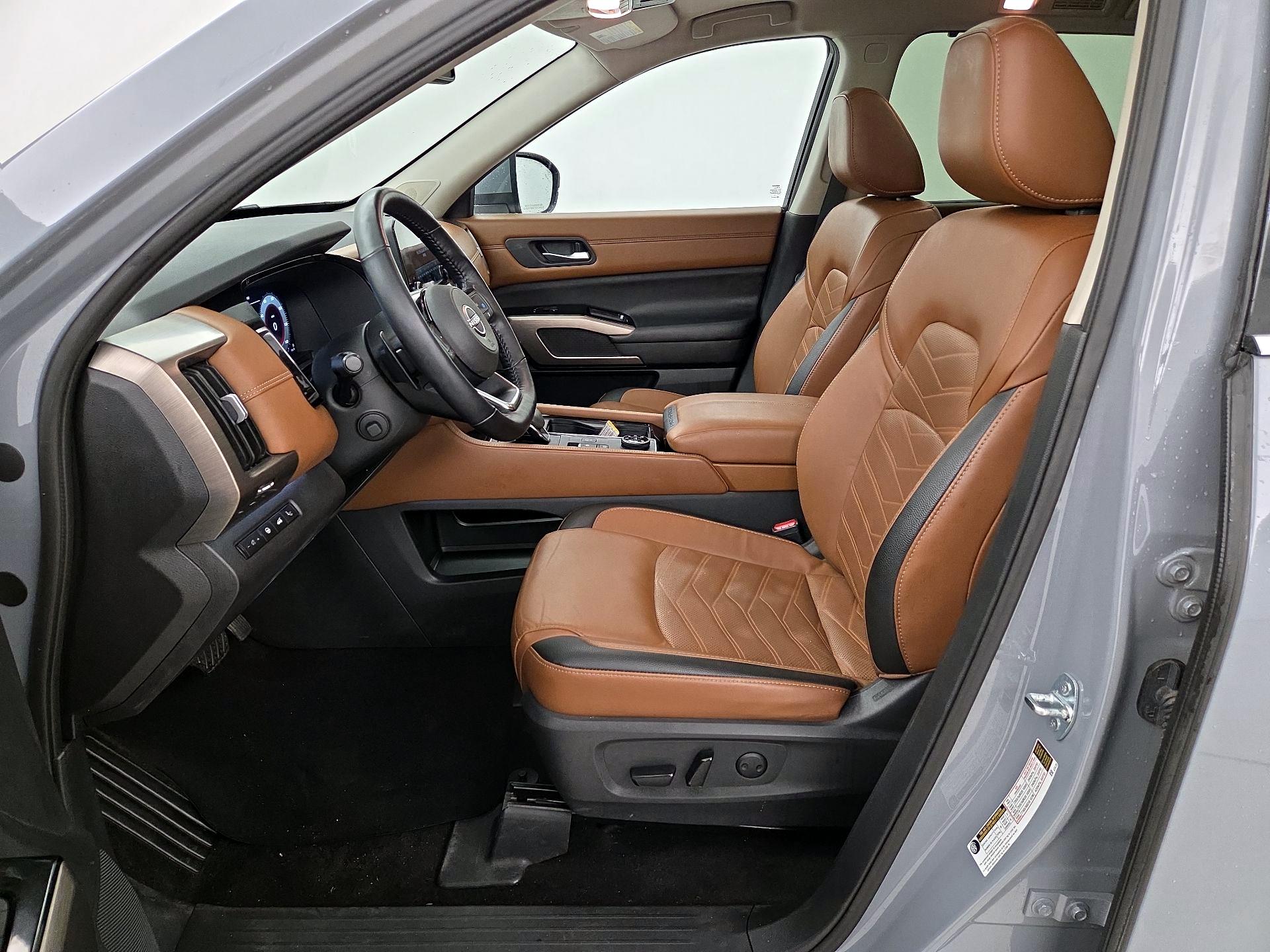 Thumbnail: 2023 Nissan Pathfinder - 11
