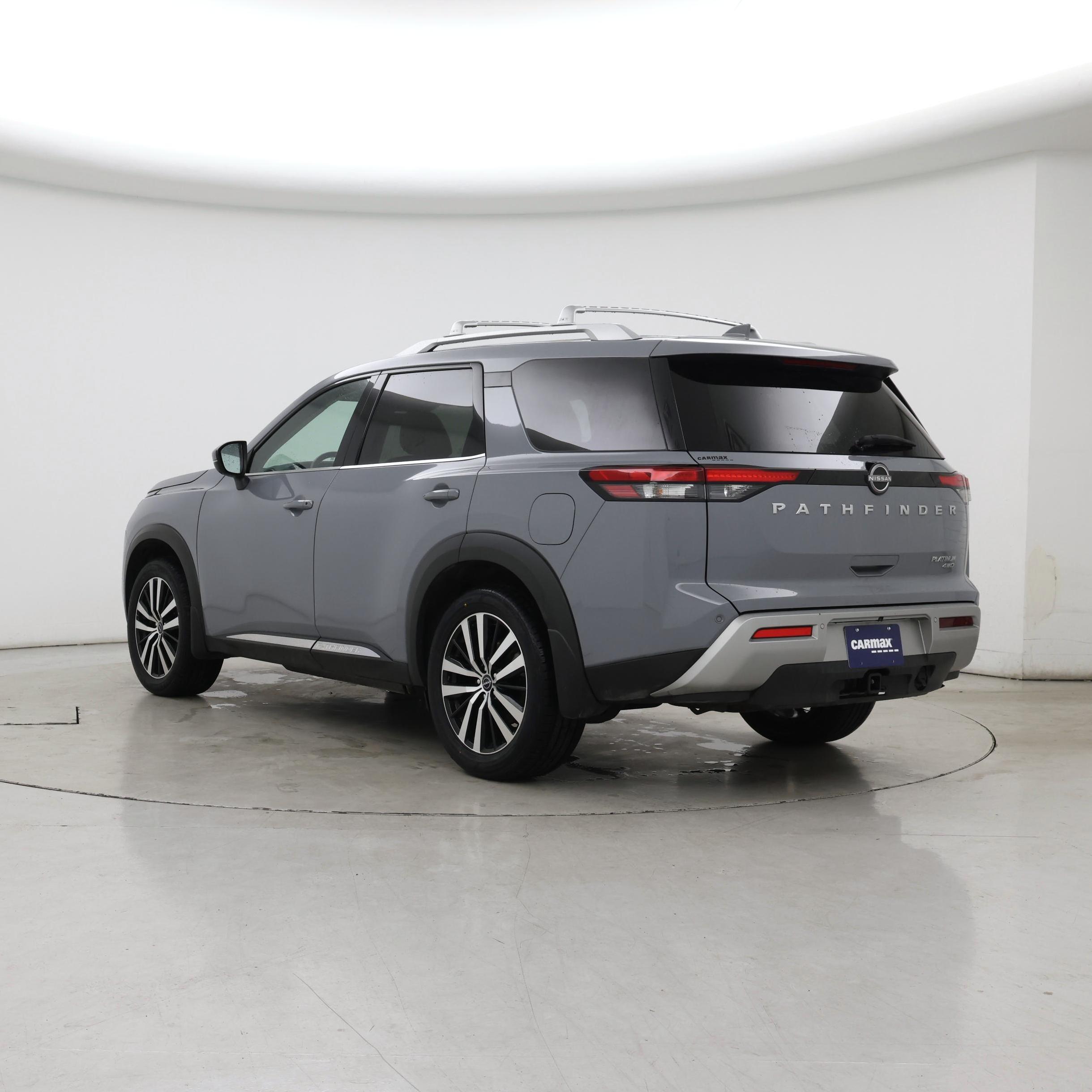 Thumbnail: 2023 Nissan Pathfinder - 2