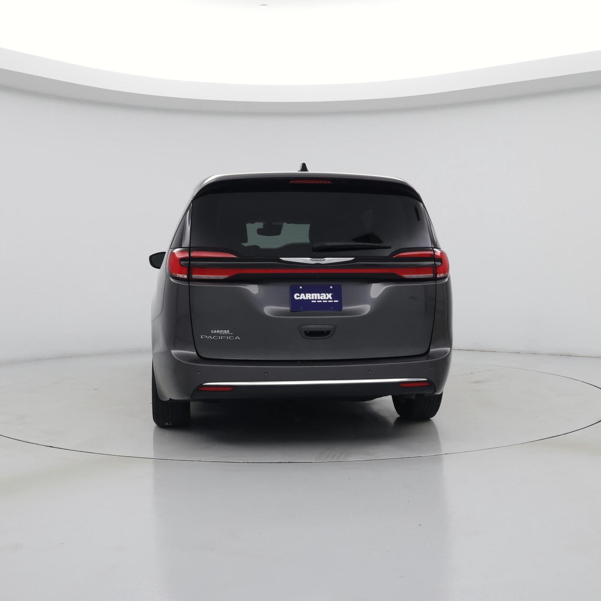 Thumbnail: 2023 Chrysler Pacifica - 6
