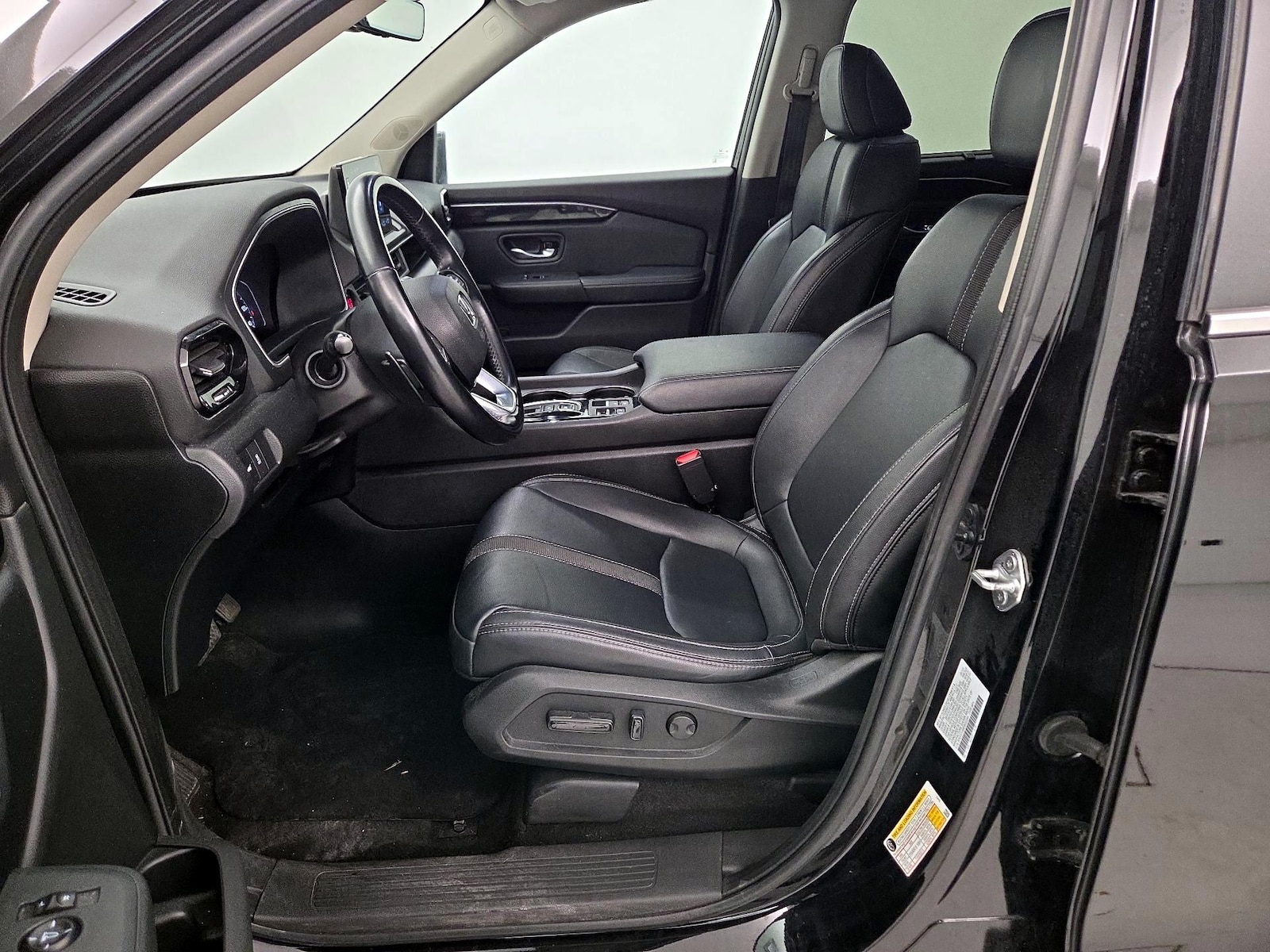2023 Honda Pilot EX-L - Photo 12