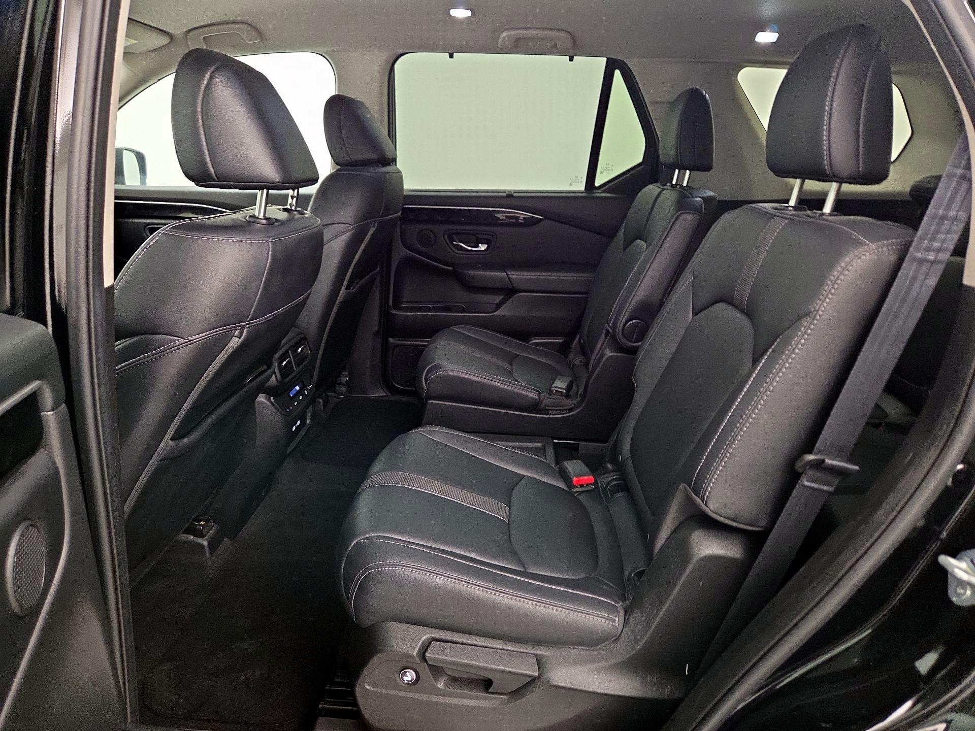 Thumbnail: 2023 Honda Pilot - 19