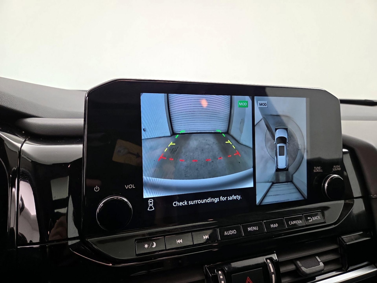 2023 Nissan Pathfinder SL - Photo 16