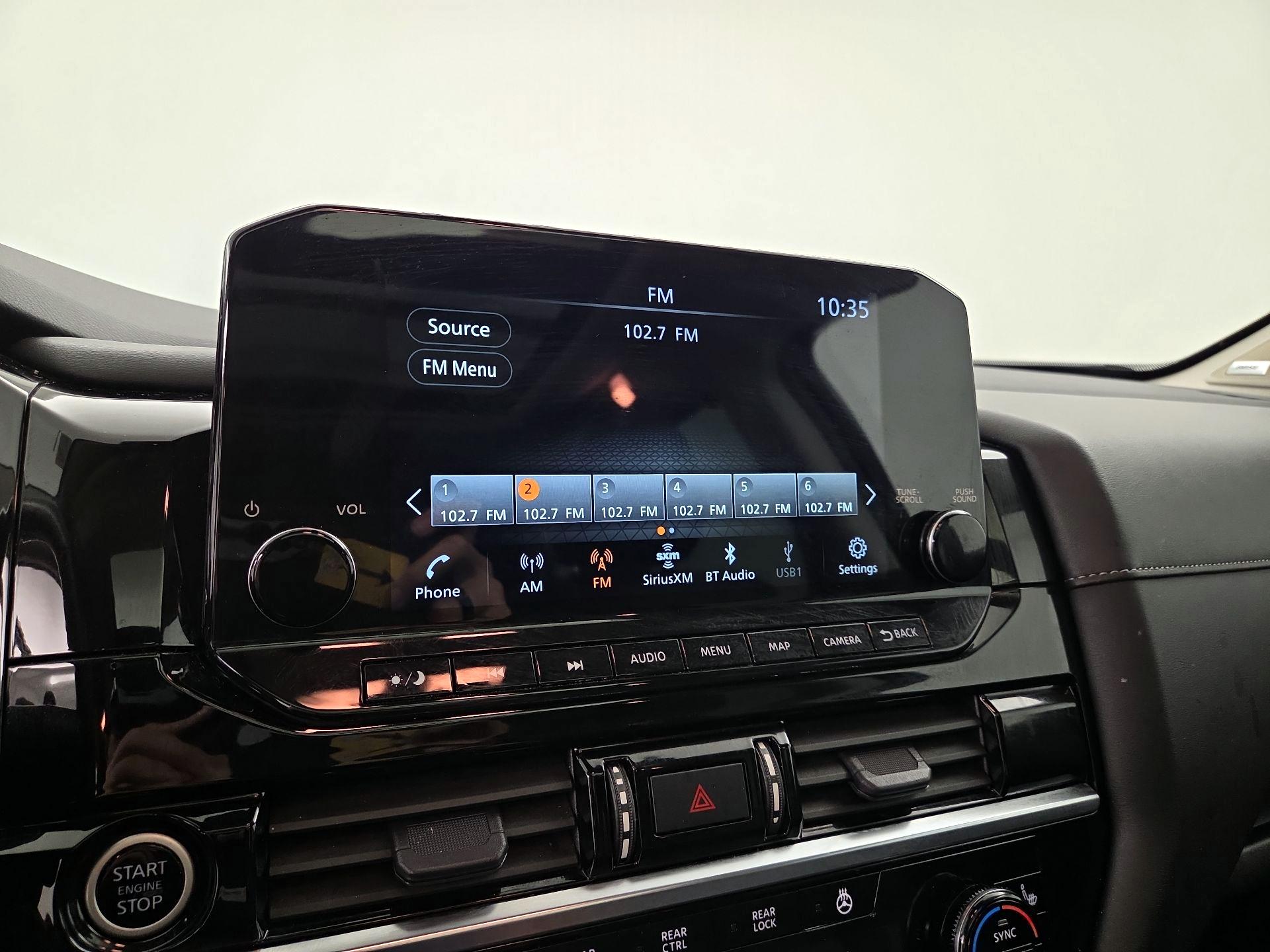 Thumbnail: 2023 Nissan Pathfinder - 16