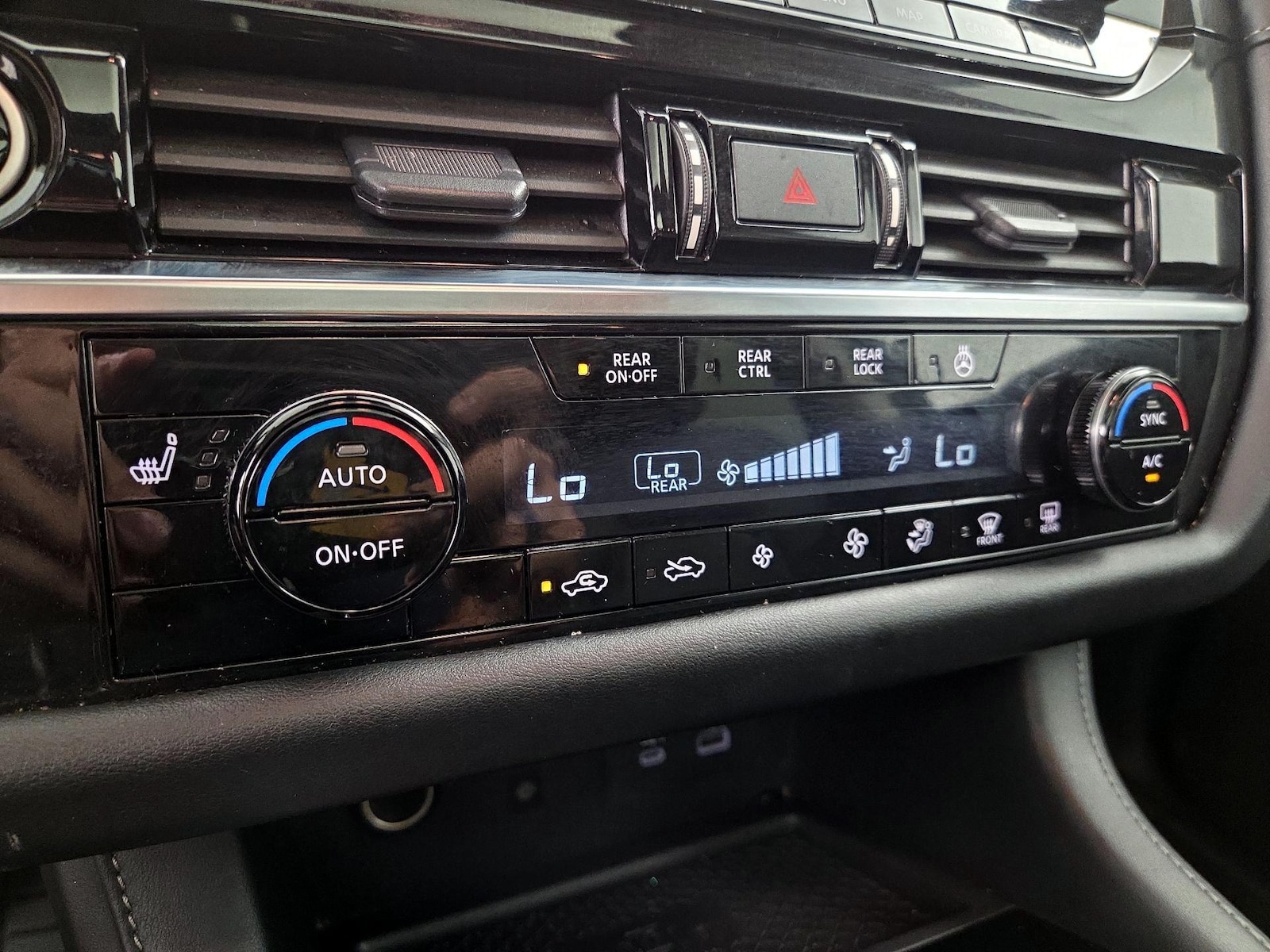 2023 Nissan Pathfinder SL - Photo 18