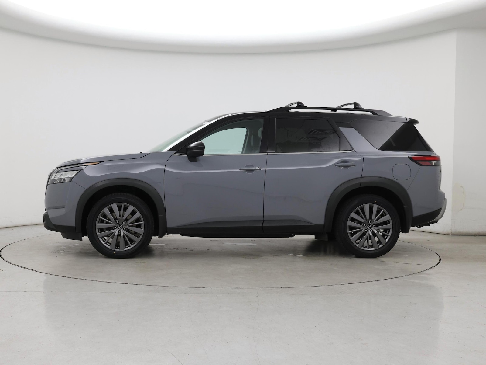 2023 Nissan Pathfinder SL - Photo 4