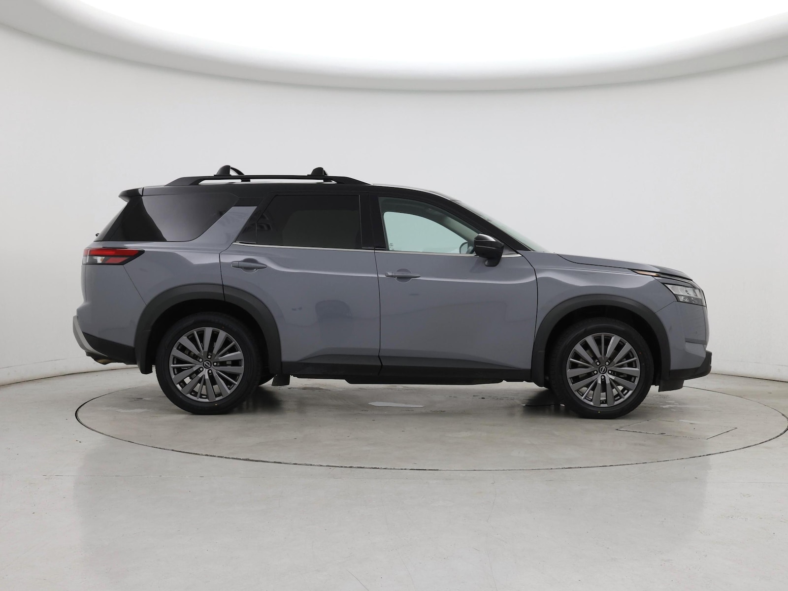 2023 Nissan Pathfinder SL - Photo 8