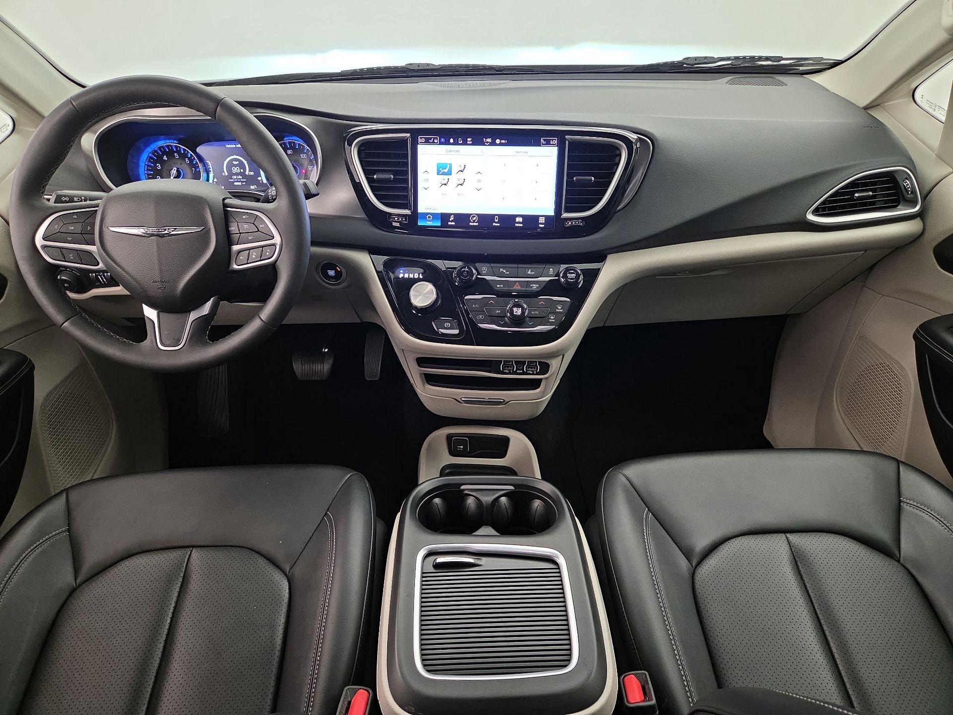 Thumbnail: 2024 Chrysler Pacifica - 9